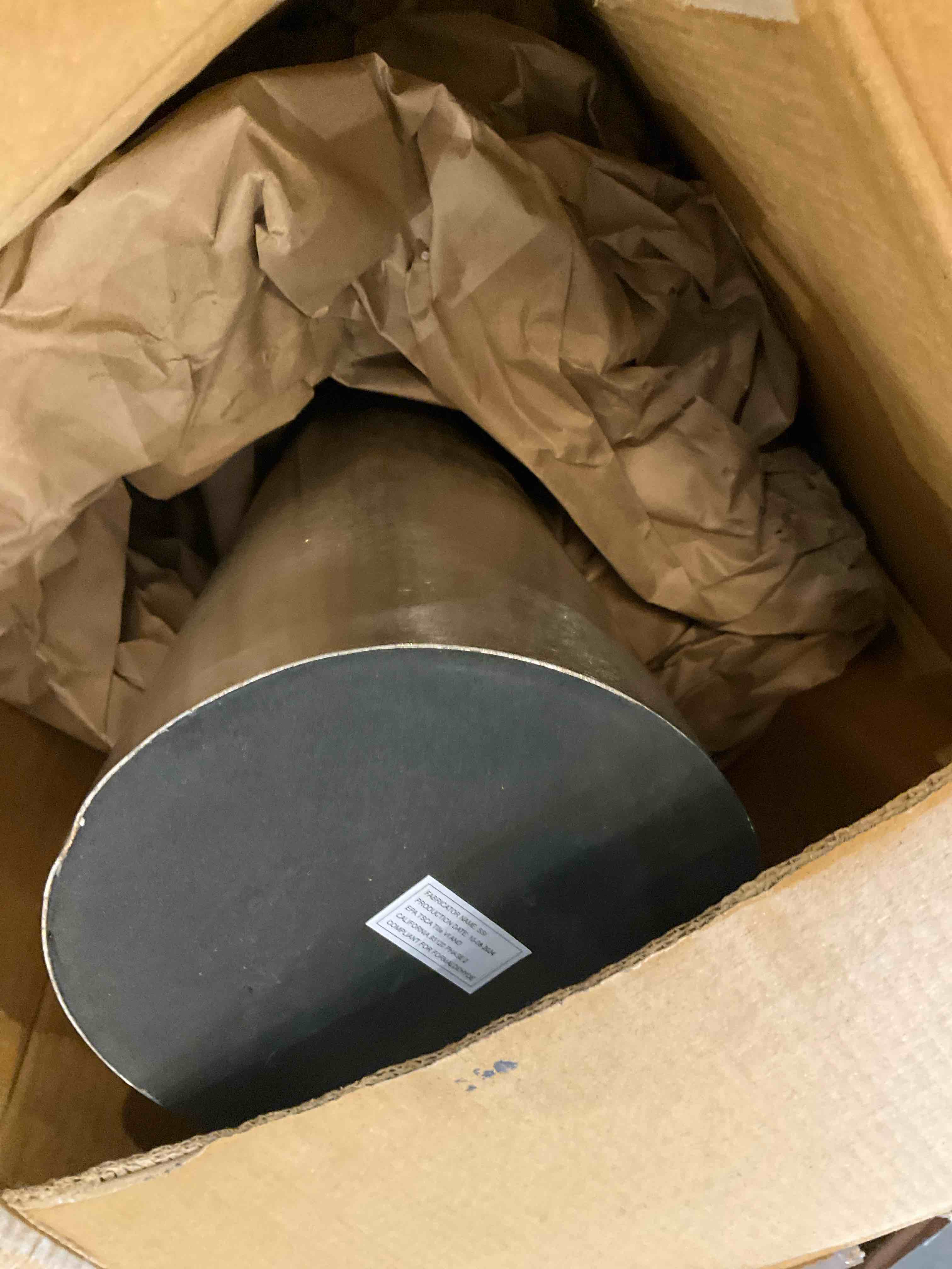 https://s3.amazonaws.com/lotting-images-prod/bidfta/TEA2364623_1751554459383.jpeg