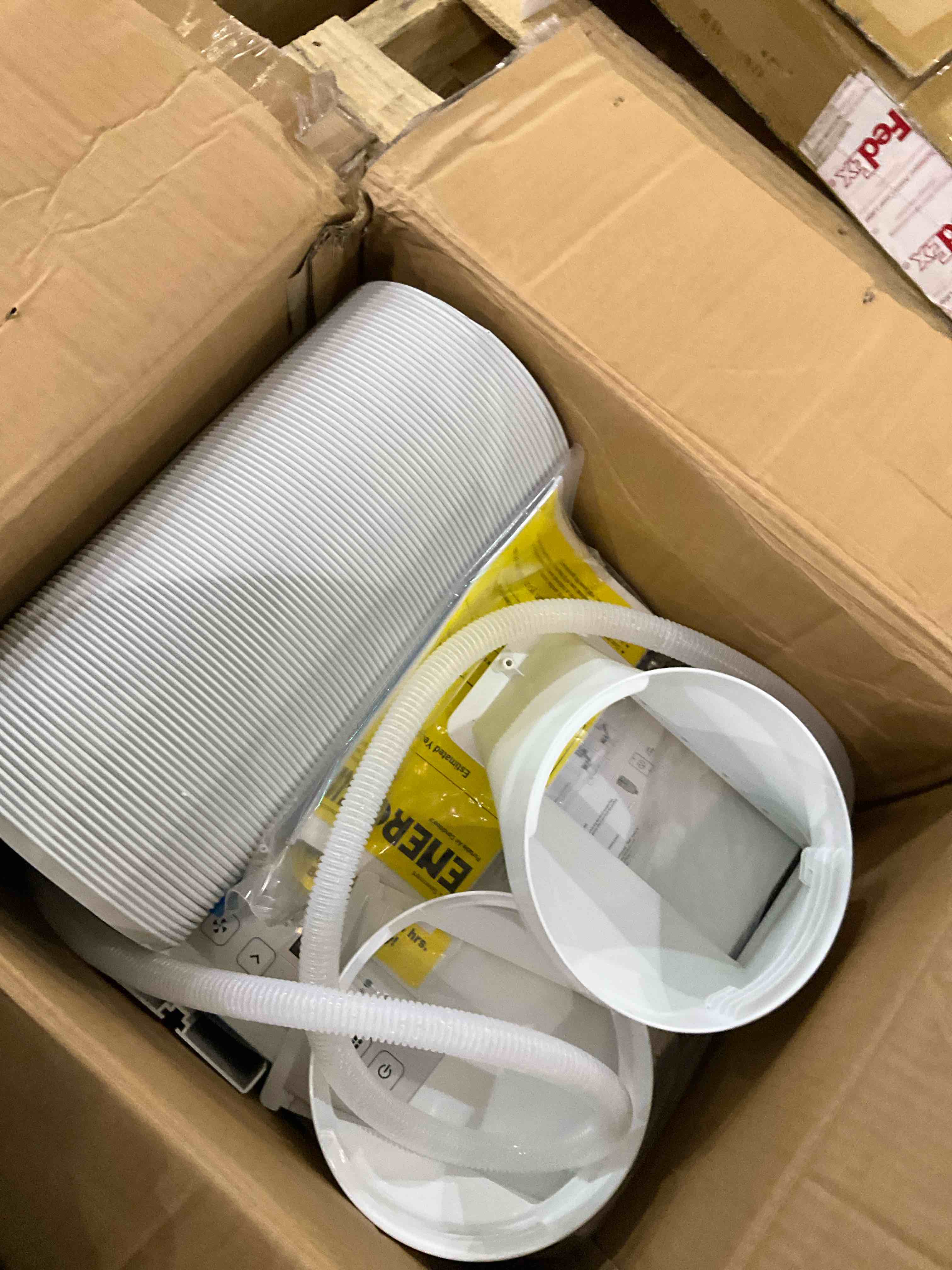 https://s3.amazonaws.com/lotting-images-prod/bidfta/TEA2364648_1751557854443.jpeg