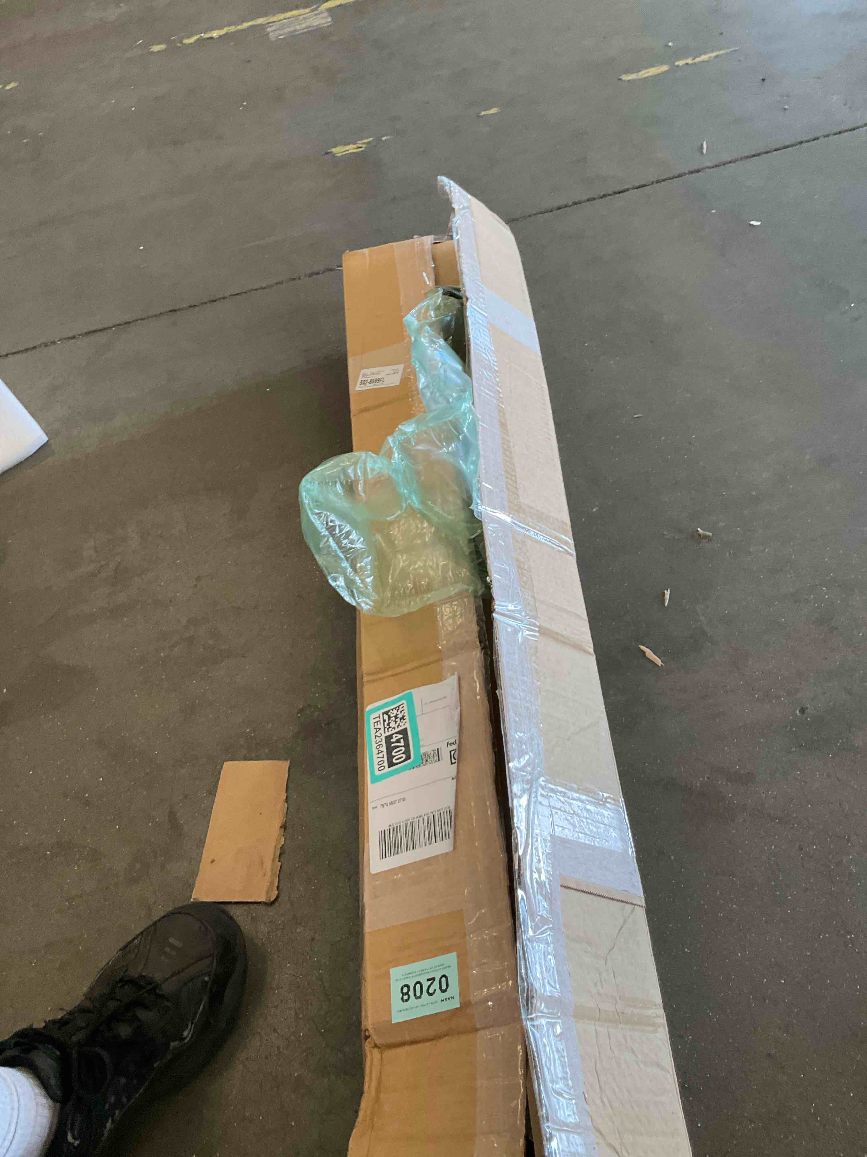 extendable curtain rod / tub rod 