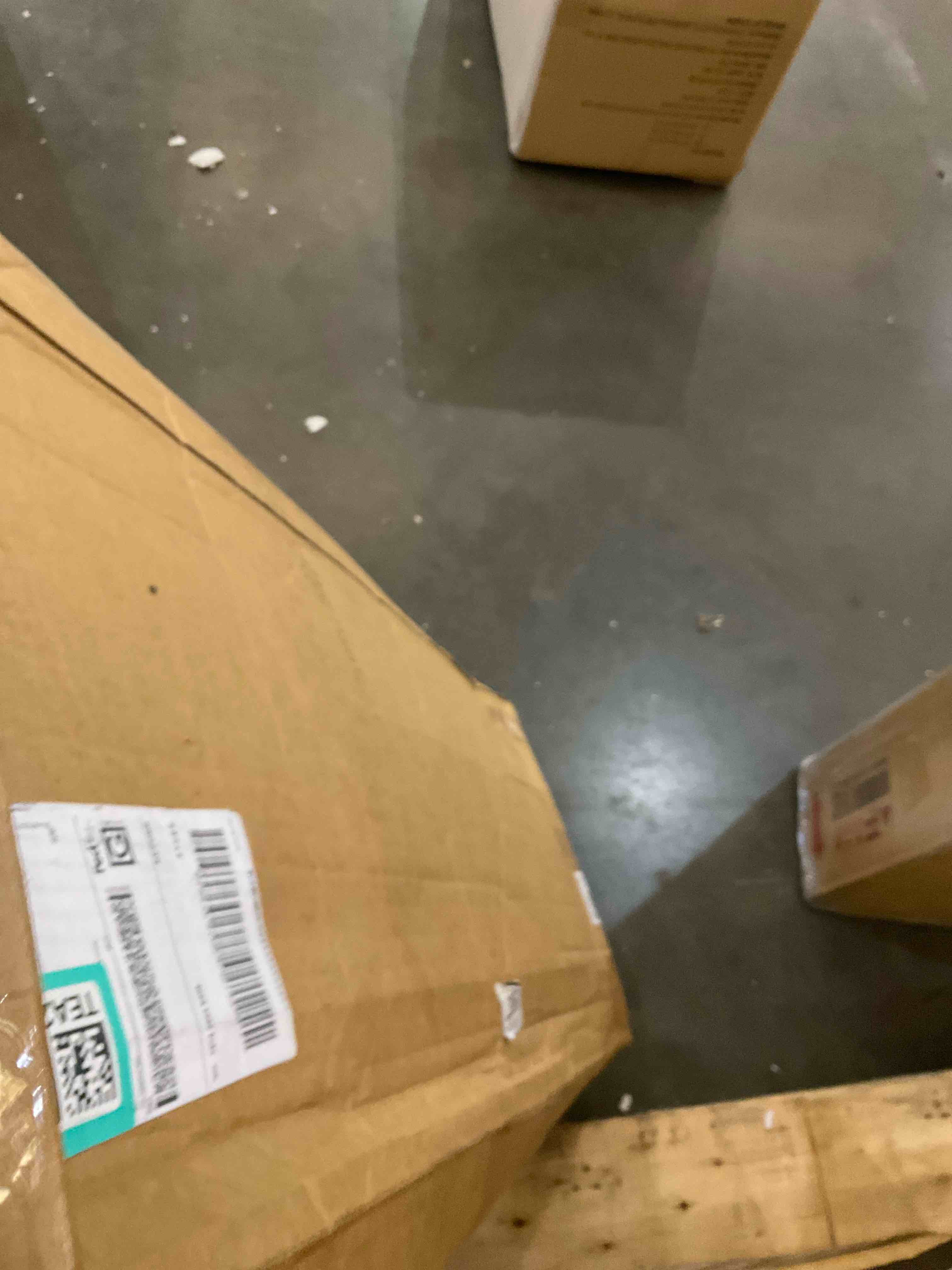 https://s3.amazonaws.com/lotting-images-prod/bidfta/TEA2364826_1751898010728.jpeg
