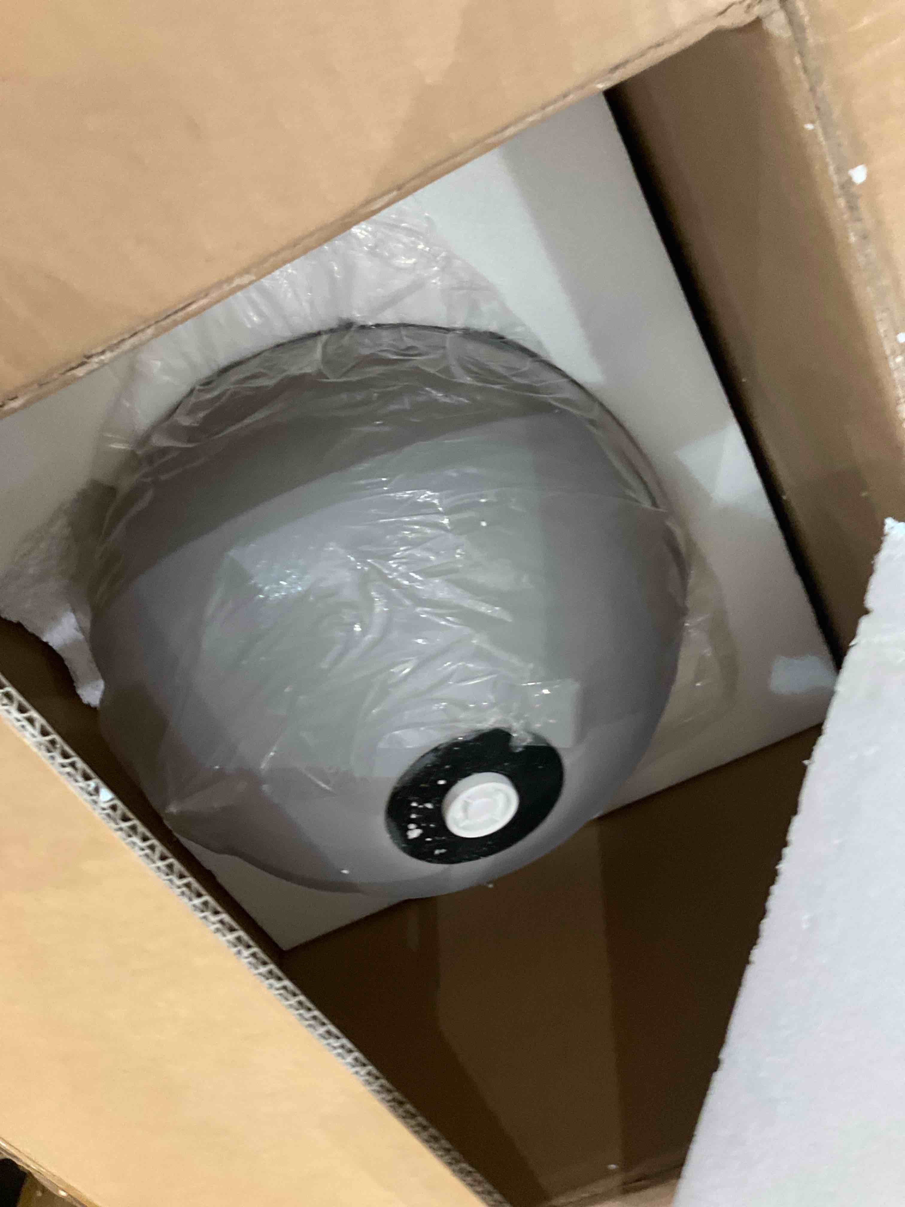 DANI-ROUND LEG LIGHT GRAY CONCRETE