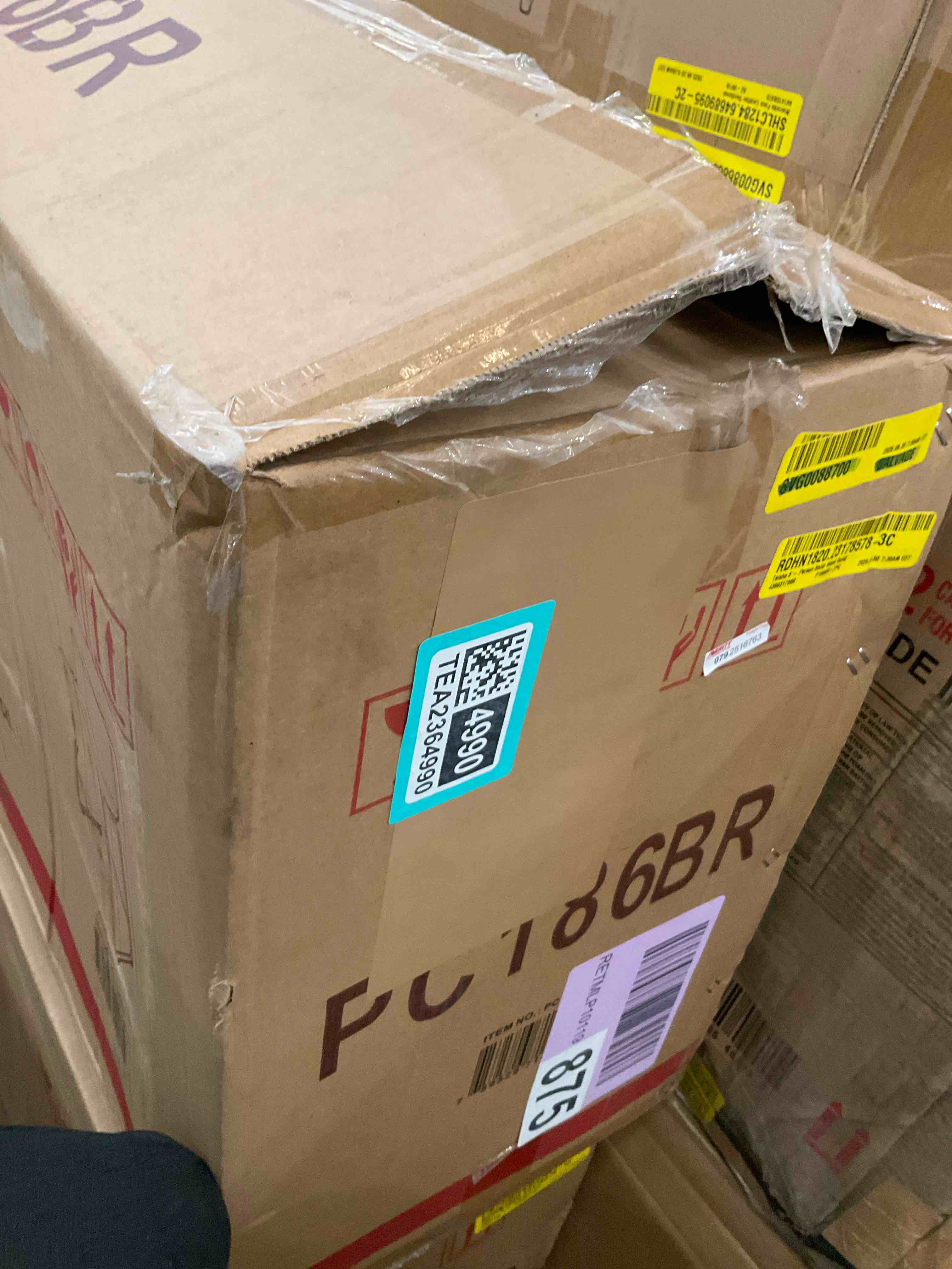 https://s3.amazonaws.com/lotting-images-prod/bidfta/TEA2364991_1751988081451.jpeg