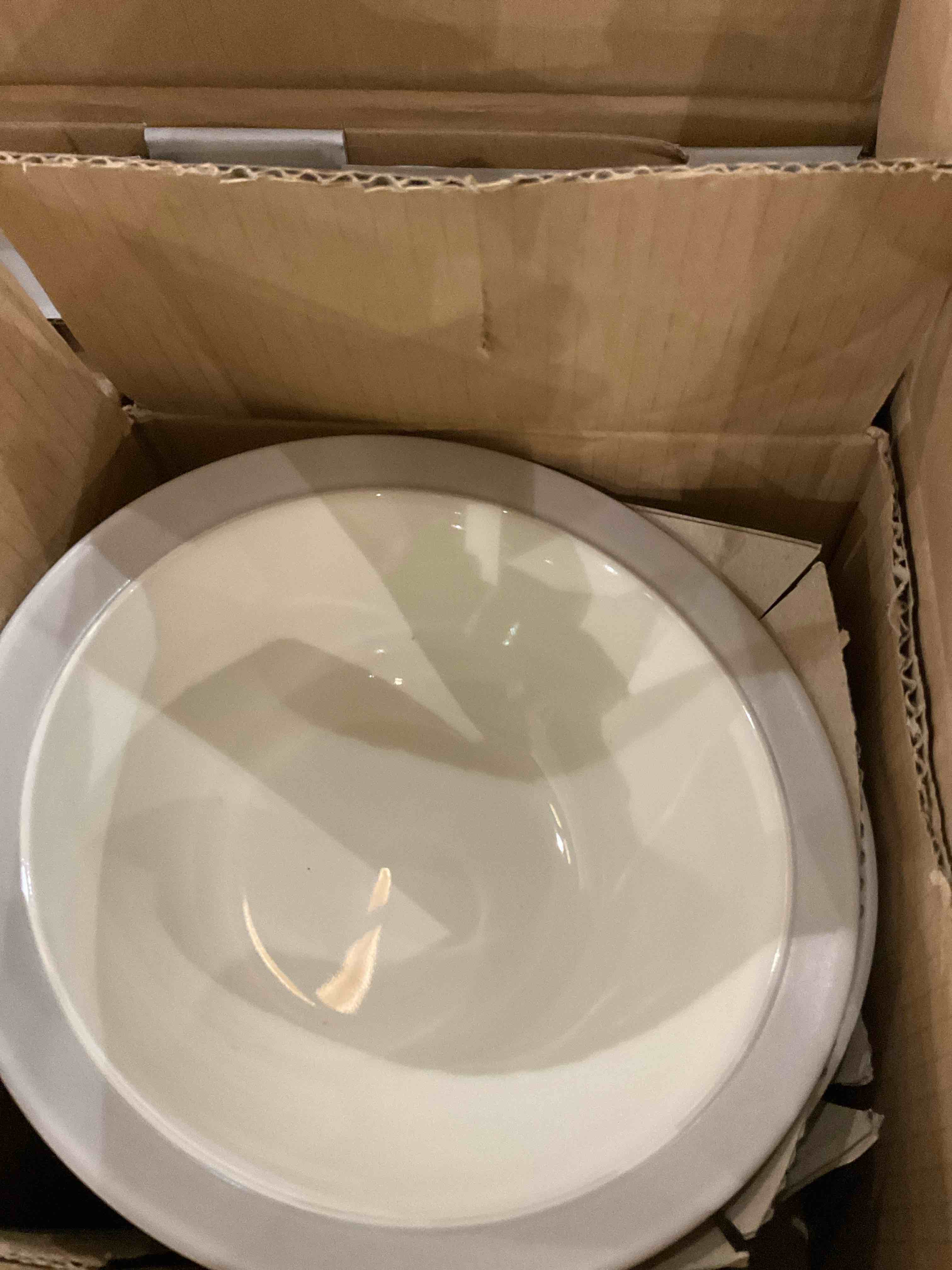 https://s3.amazonaws.com/lotting-images-prod/bidfta/TEA2365539_1750256811654.jpeg