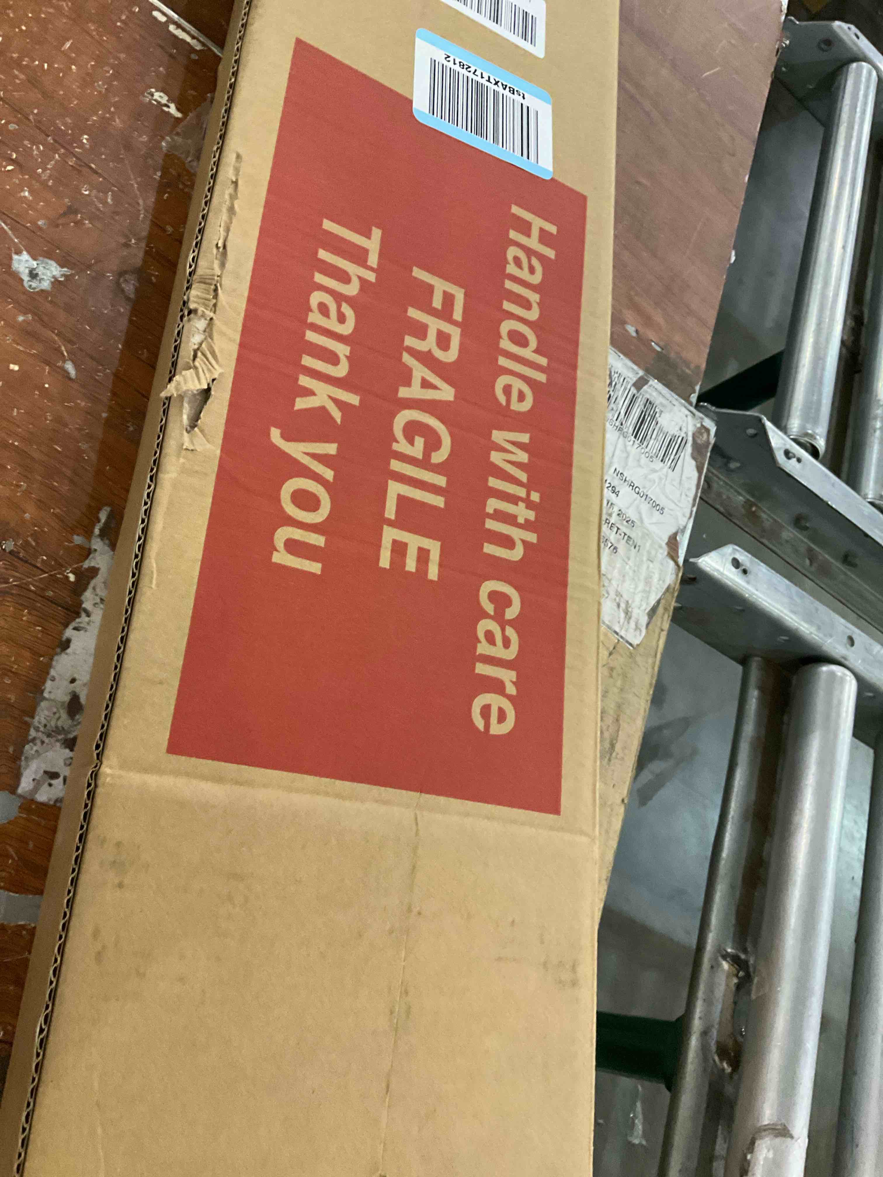 https://s3.amazonaws.com/lotting-images-prod/bidfta/TEA2366829_1750167834629.jpeg