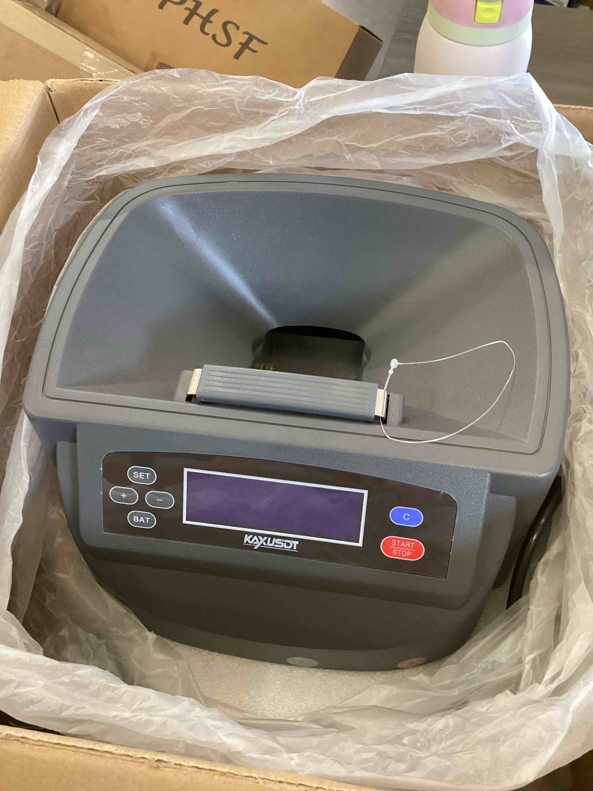 Condition photo showing Good Condition for USD Coin Counter Machine, Professional Coin Sorter & Wrapper Roller Machine, 500 Coins Capacity Automatic Change Counter-LCD Display, Sorts 270 Coins/Min, 5 Coin Bins & Rolls Blue