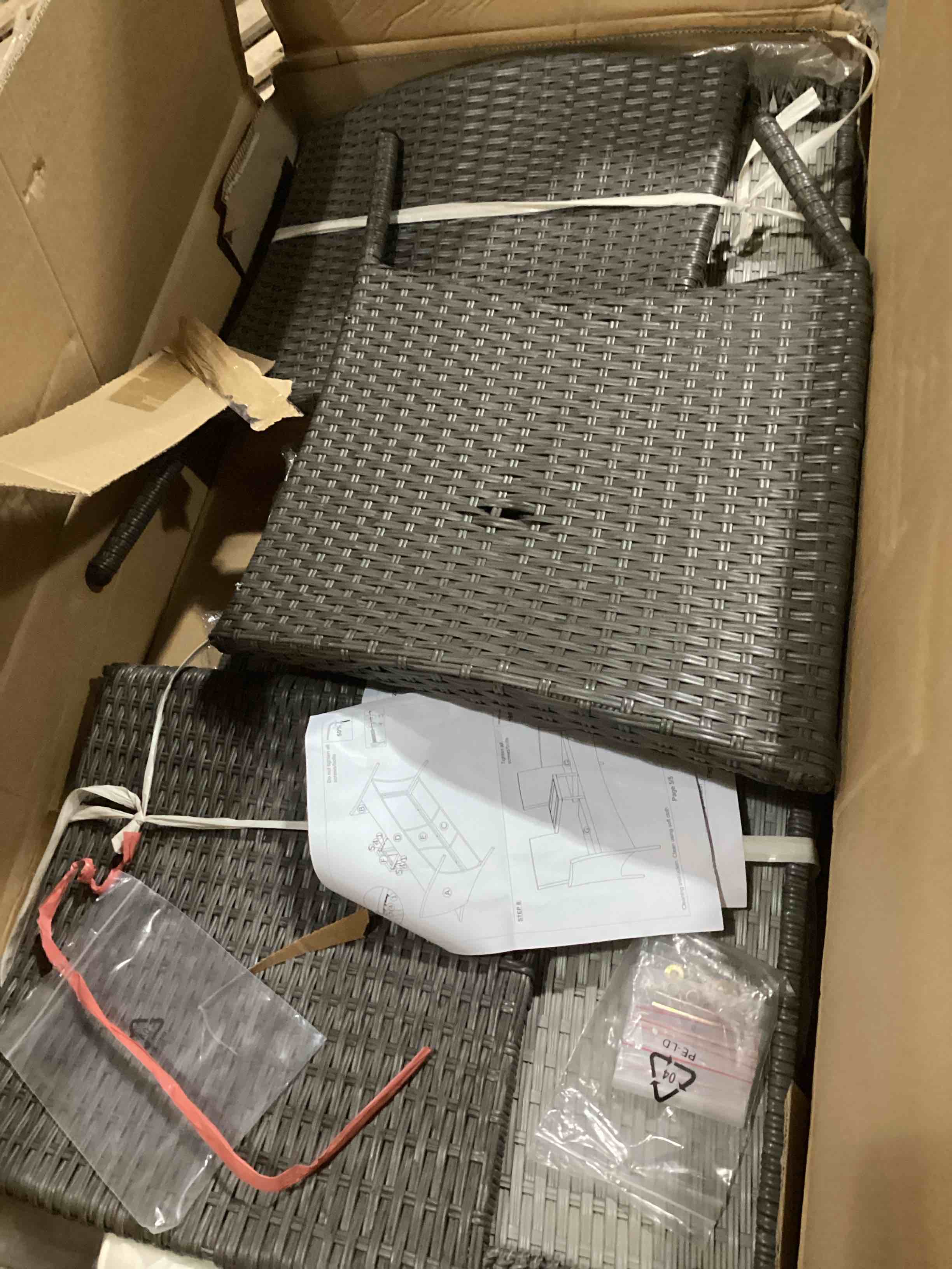 https://s3.amazonaws.com/lotting-images-prod/bidfta/TEA2393155_1753101745600.jpeg