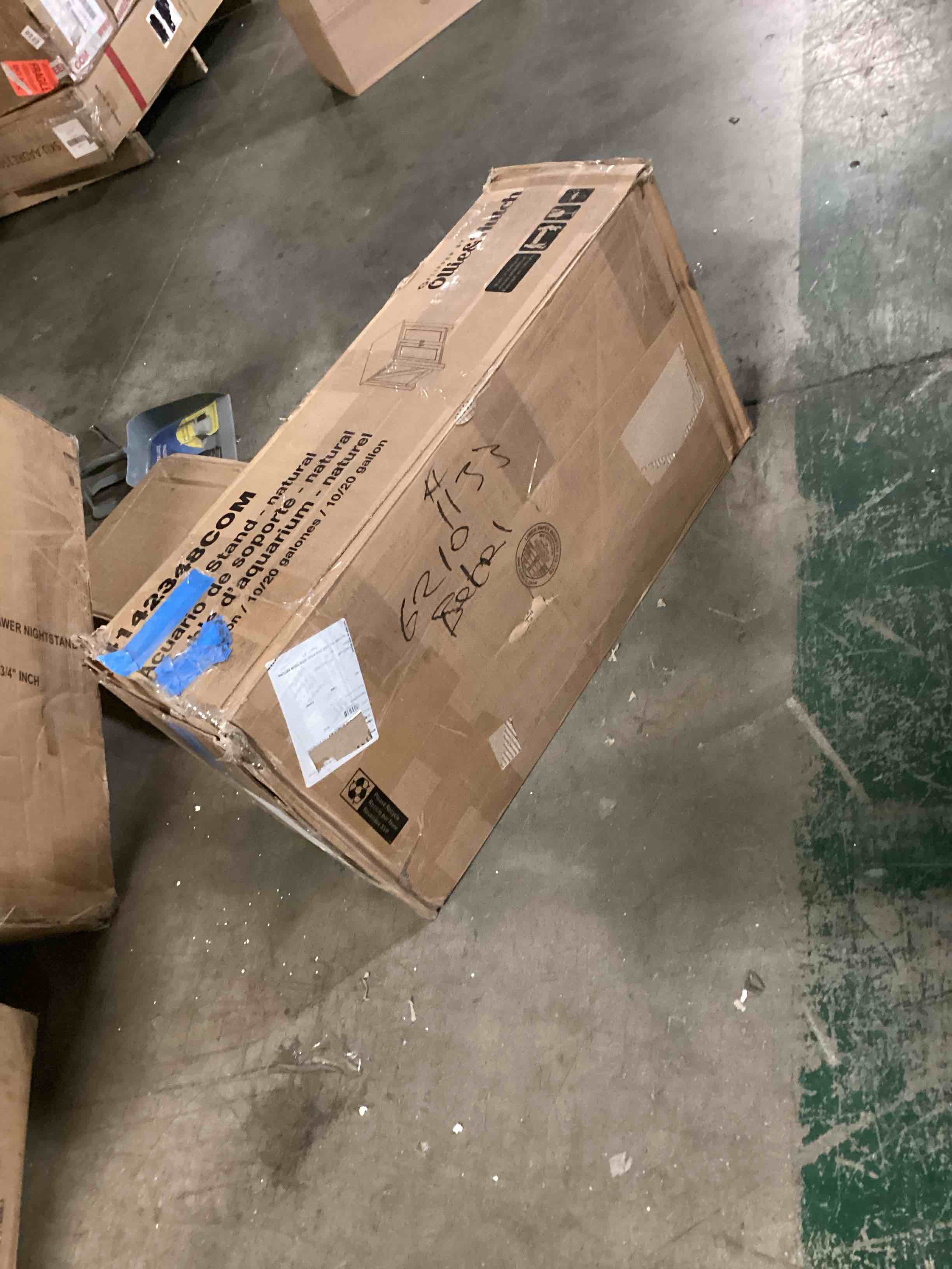 https://s3.amazonaws.com/lotting-images-prod/bidfta/TEA2395228_1750074773408.jpeg
