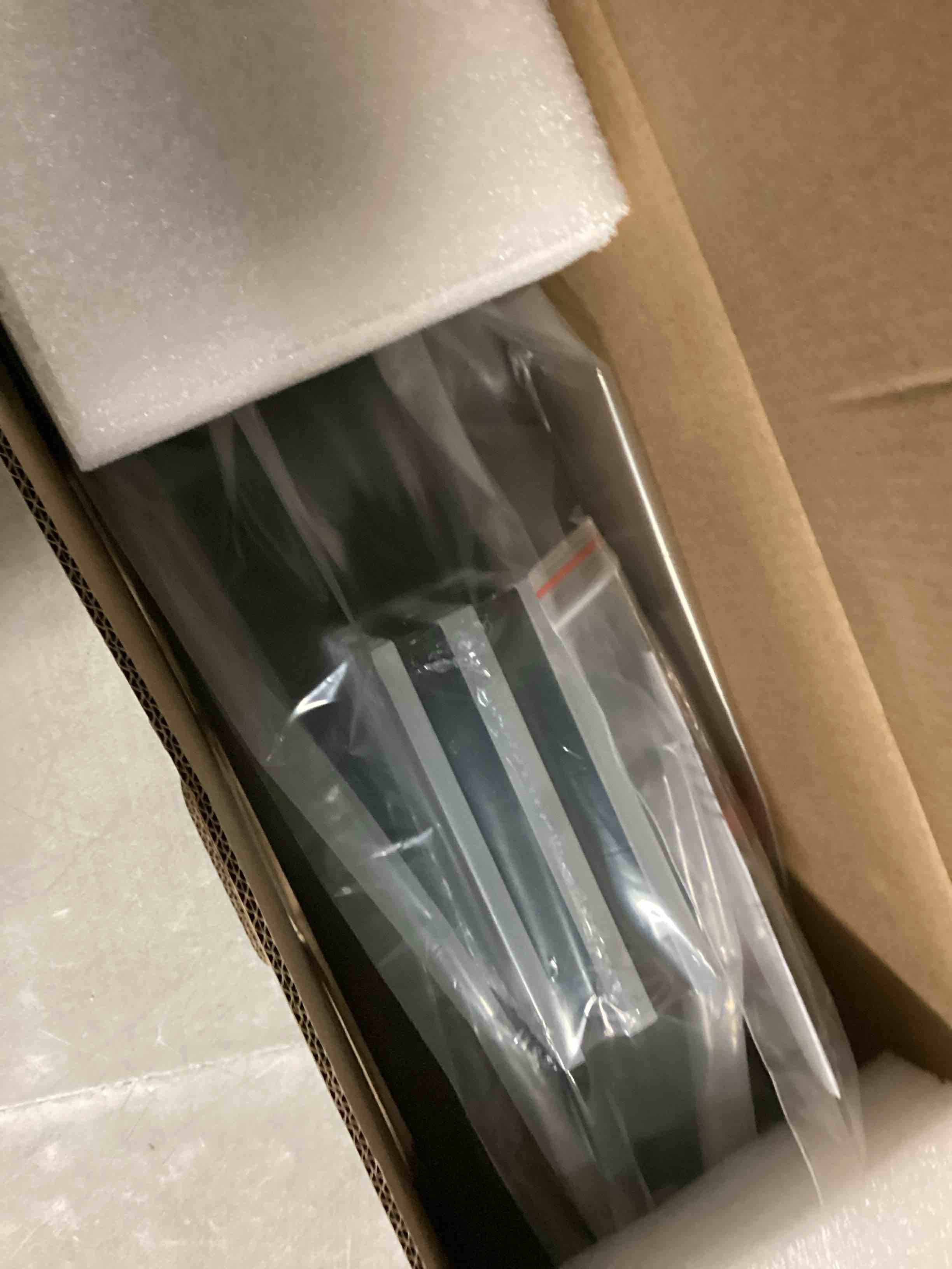 https://s3.amazonaws.com/lotting-images-prod/bidfta/TEA2395496_1750184900964.jpeg