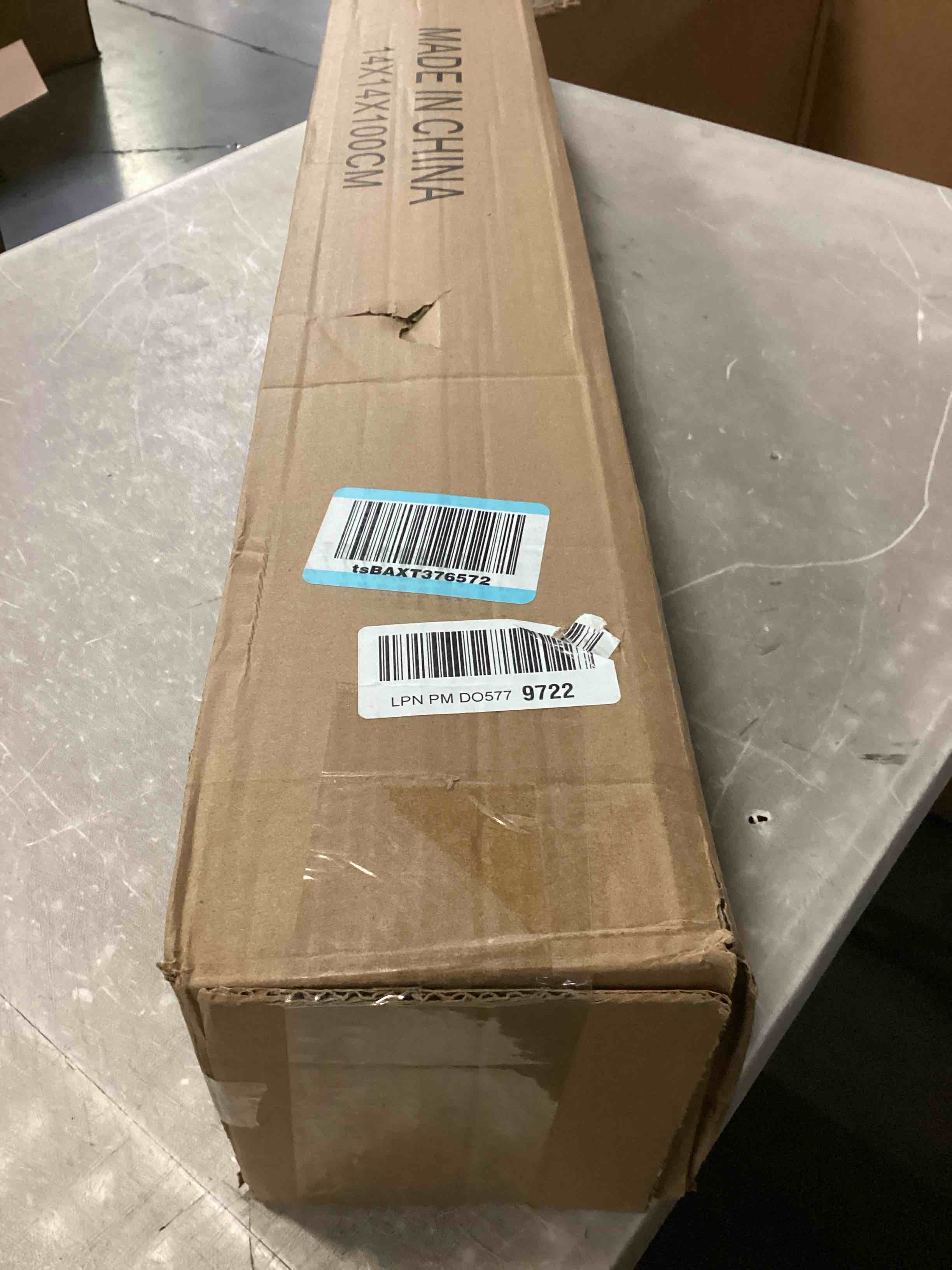https://s3.amazonaws.com/lotting-images-prod/bidfta/TEA2404153_1745842170723.jpeg