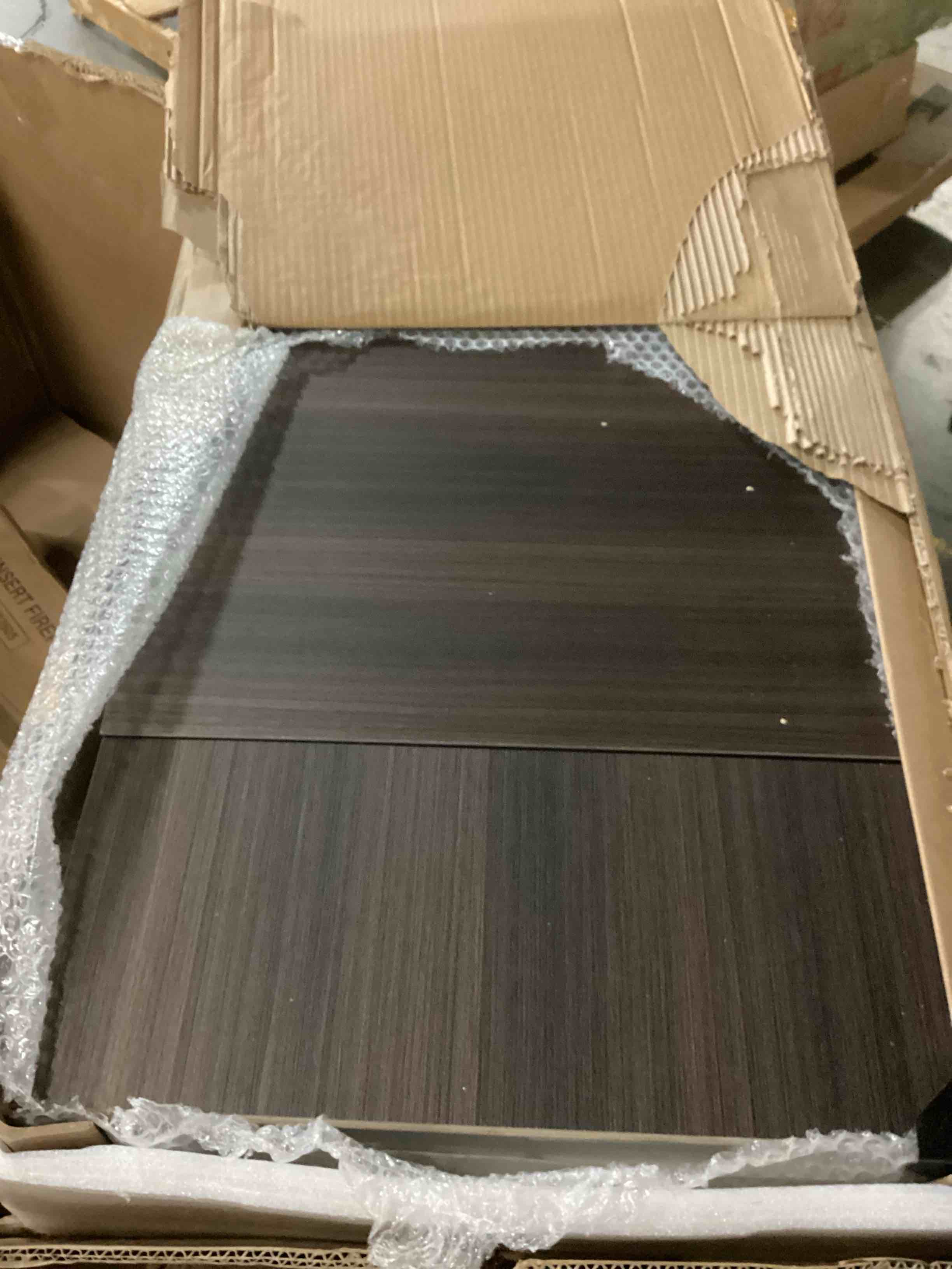 https://s3.amazonaws.com/lotting-images-prod/bidfta/TEA2404273_1745933978572.jpeg