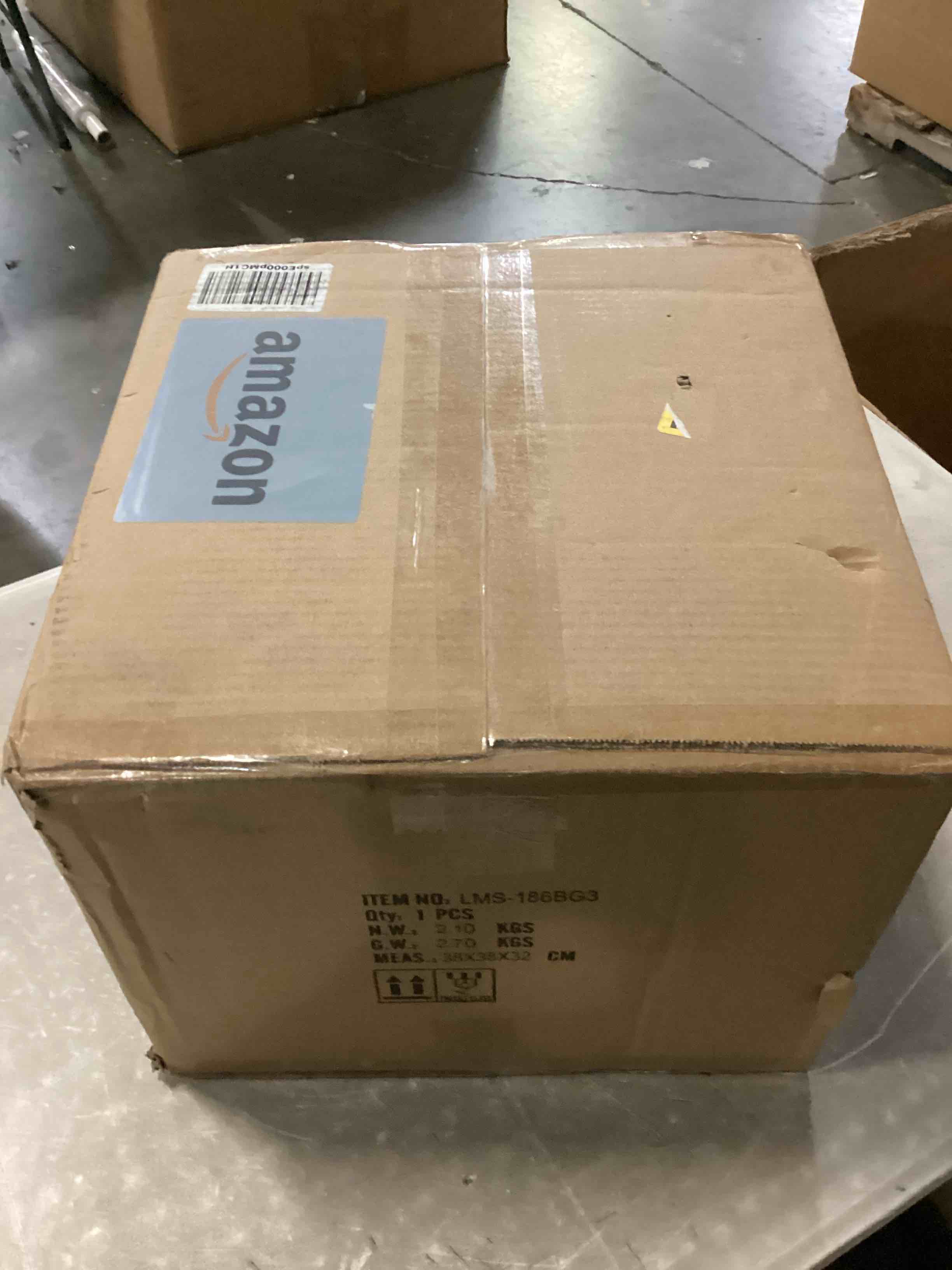 https://s3.amazonaws.com/lotting-images-prod/bidfta/TEA2404401_1746104915460.jpeg