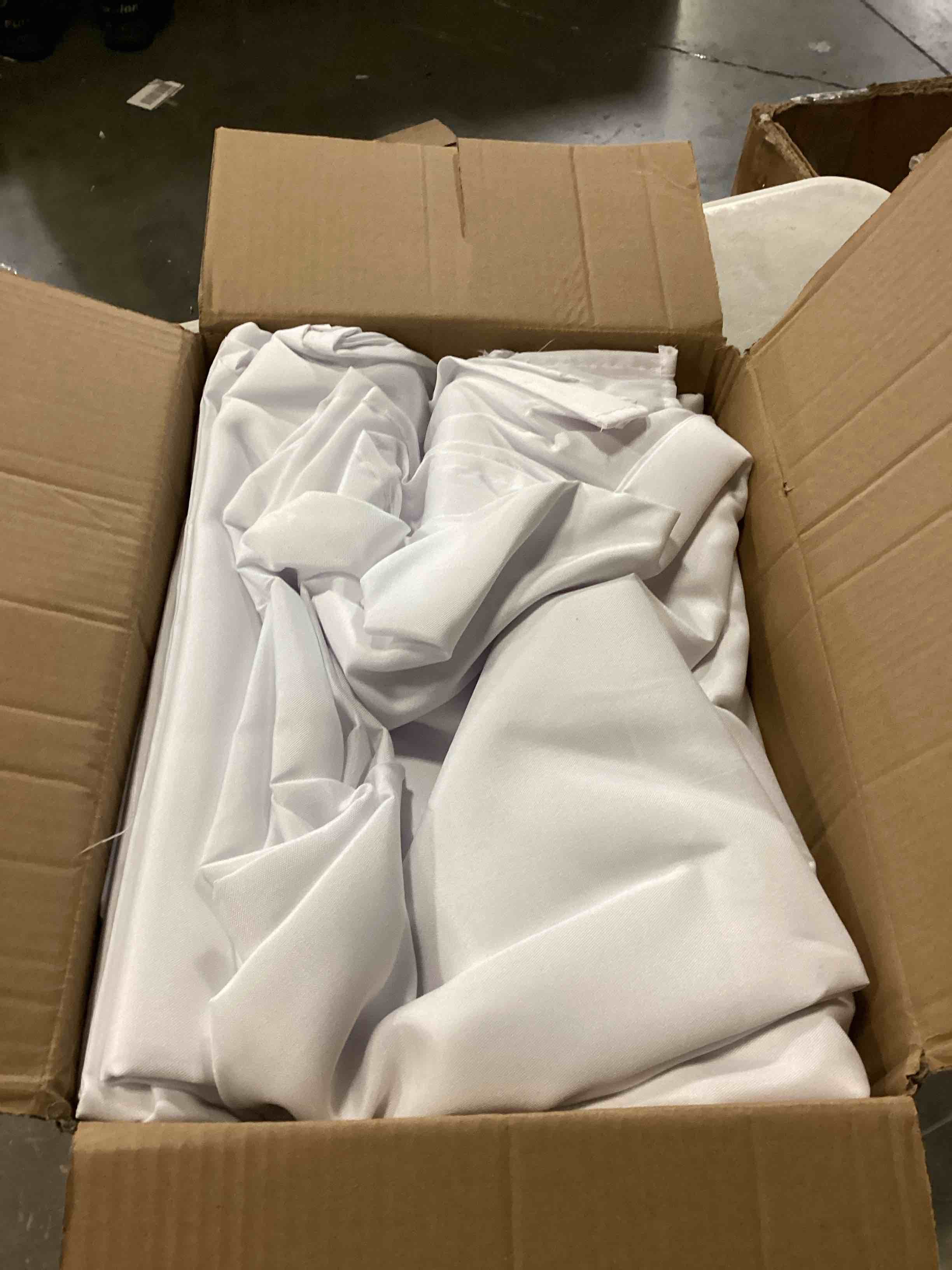 https://s3.amazonaws.com/lotting-images-prod/bidfta/TEA2404632_1746464059540.jpeg