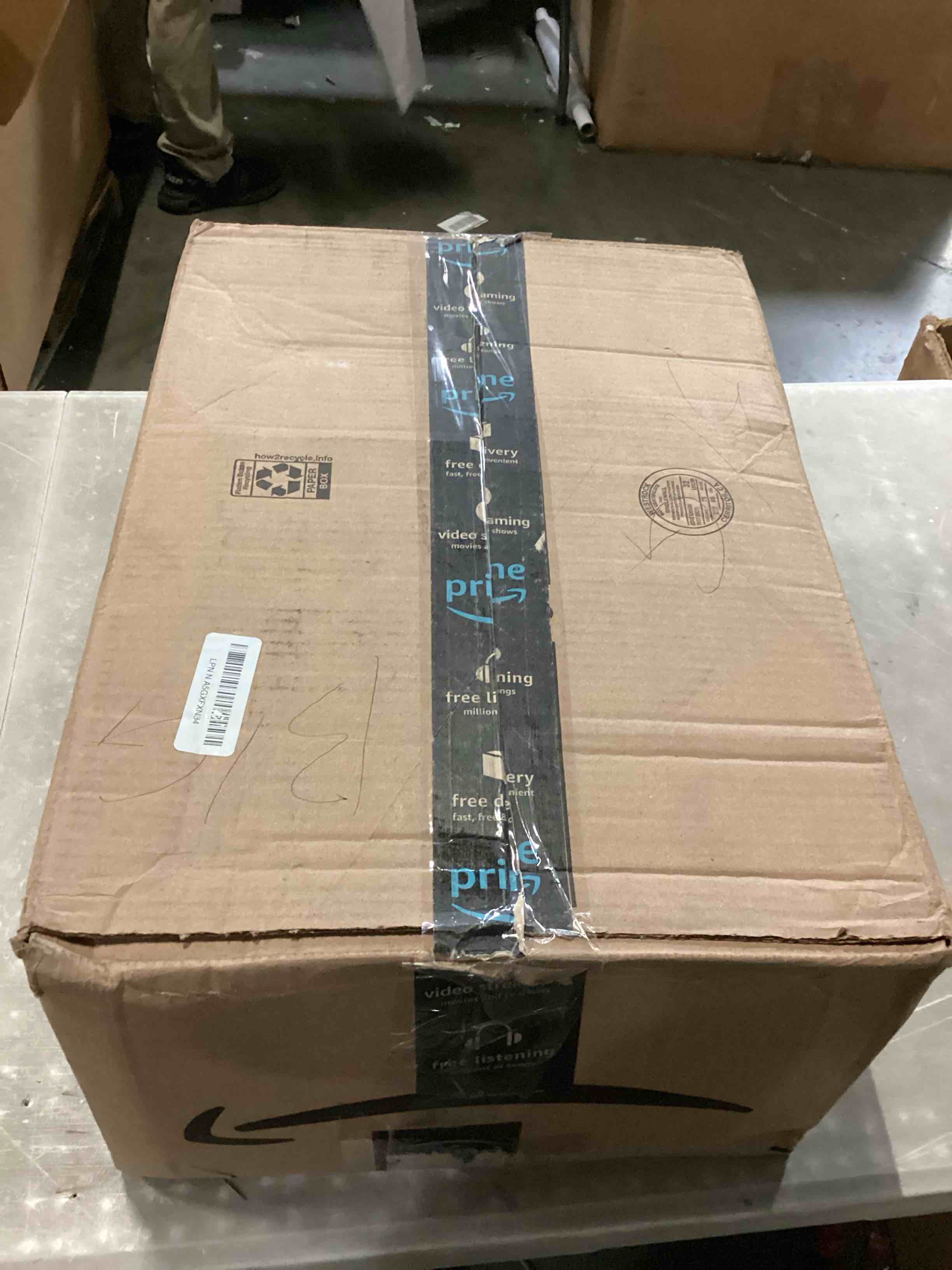 https://s3.amazonaws.com/lotting-images-prod/bidfta/TEA2404641_1746465757149.jpeg