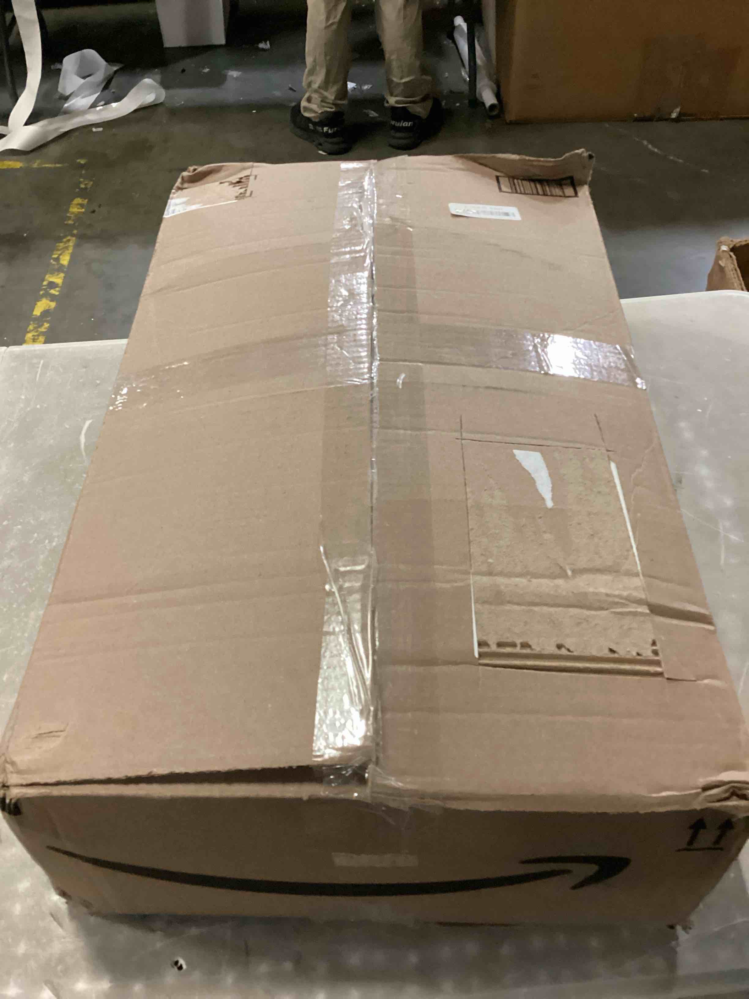 https://s3.amazonaws.com/lotting-images-prod/bidfta/TEA2404644_1746466976726.jpeg