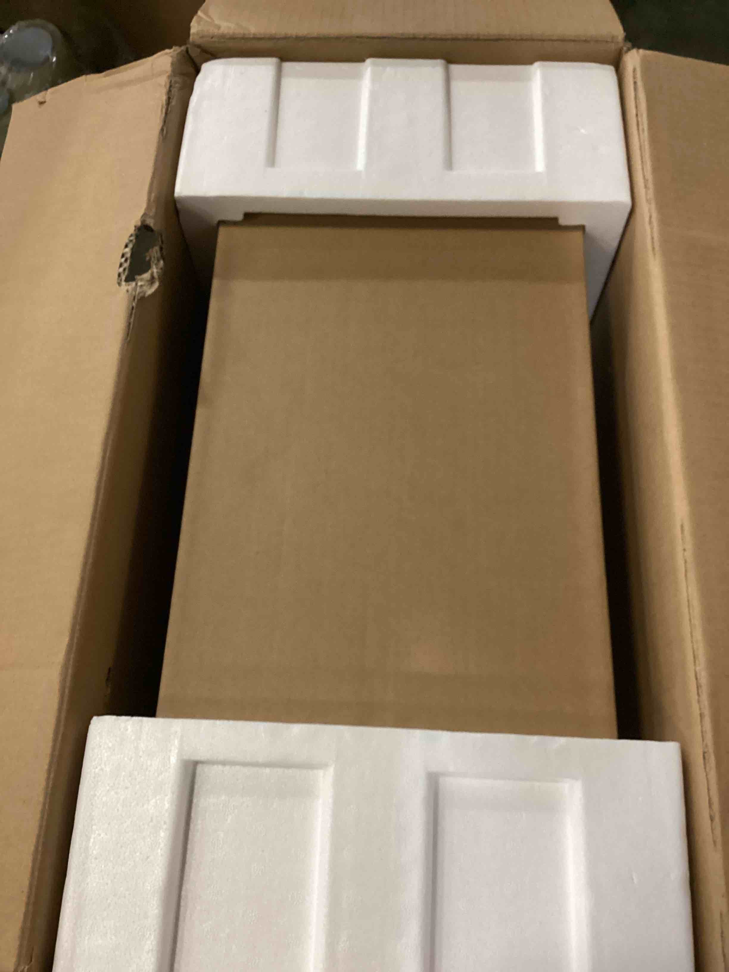 https://s3.amazonaws.com/lotting-images-prod/bidfta/TEA2405207_1747408759411.jpeg
