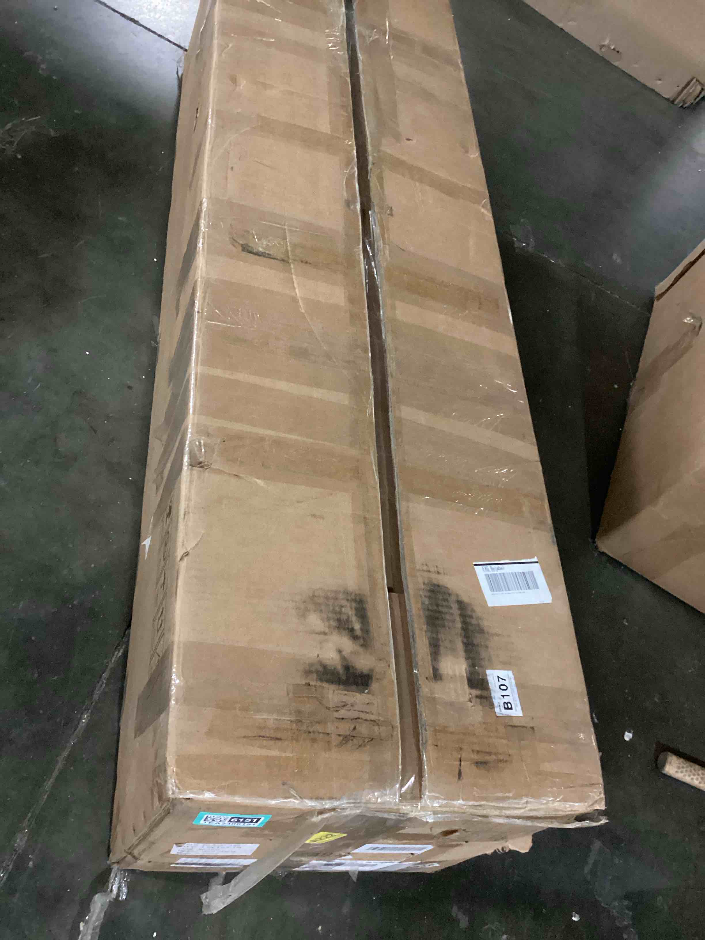 https://s3.amazonaws.com/lotting-images-prod/bidfta/TEA2406151_1749647309411.jpeg