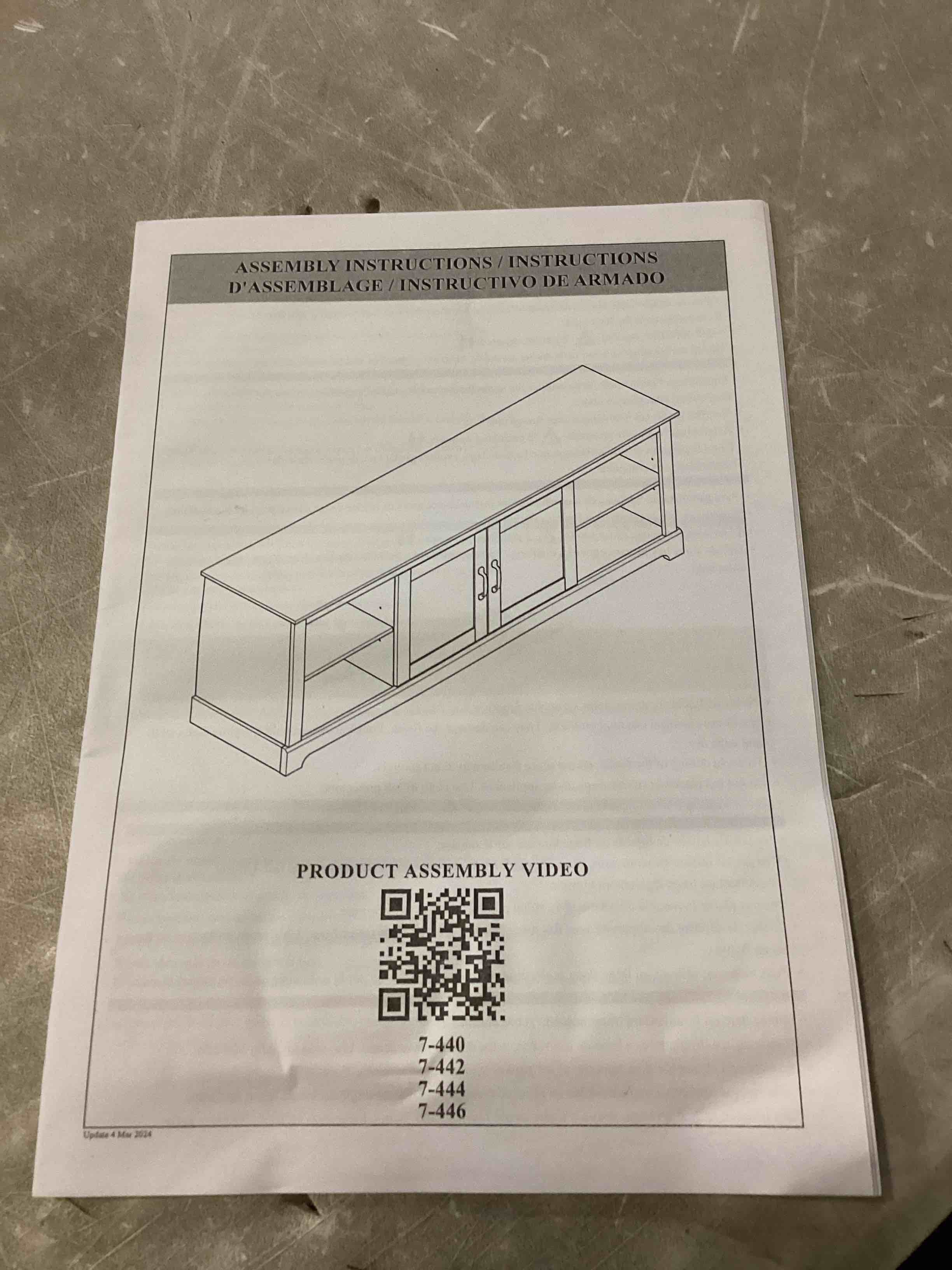https://s3.amazonaws.com/lotting-images-prod/bidfta/TEA2406155_1749649375521.jpeg
