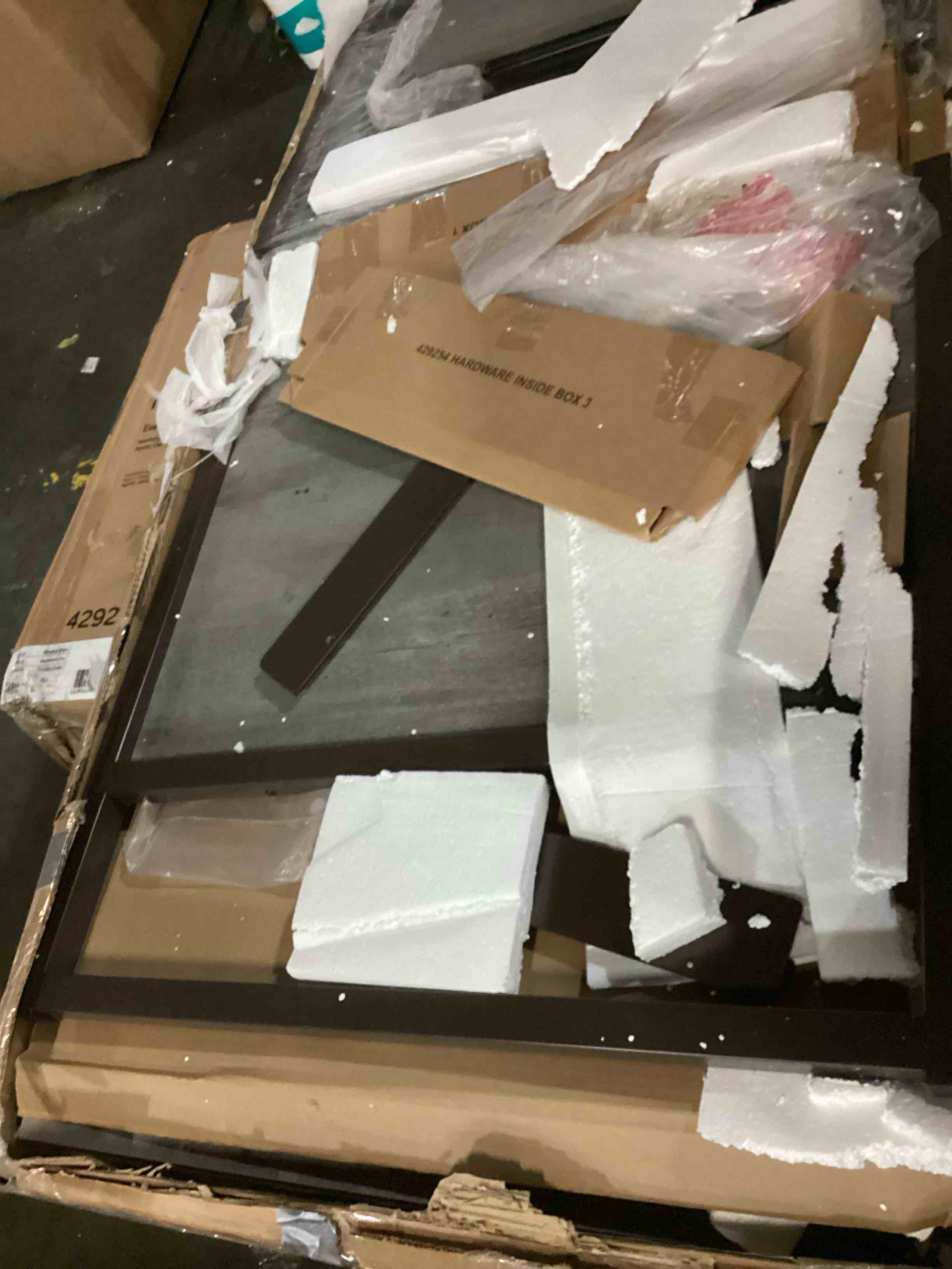 https://s3.amazonaws.com/lotting-images-prod/bidfta/TEA2406456_1750078793721.jpeg