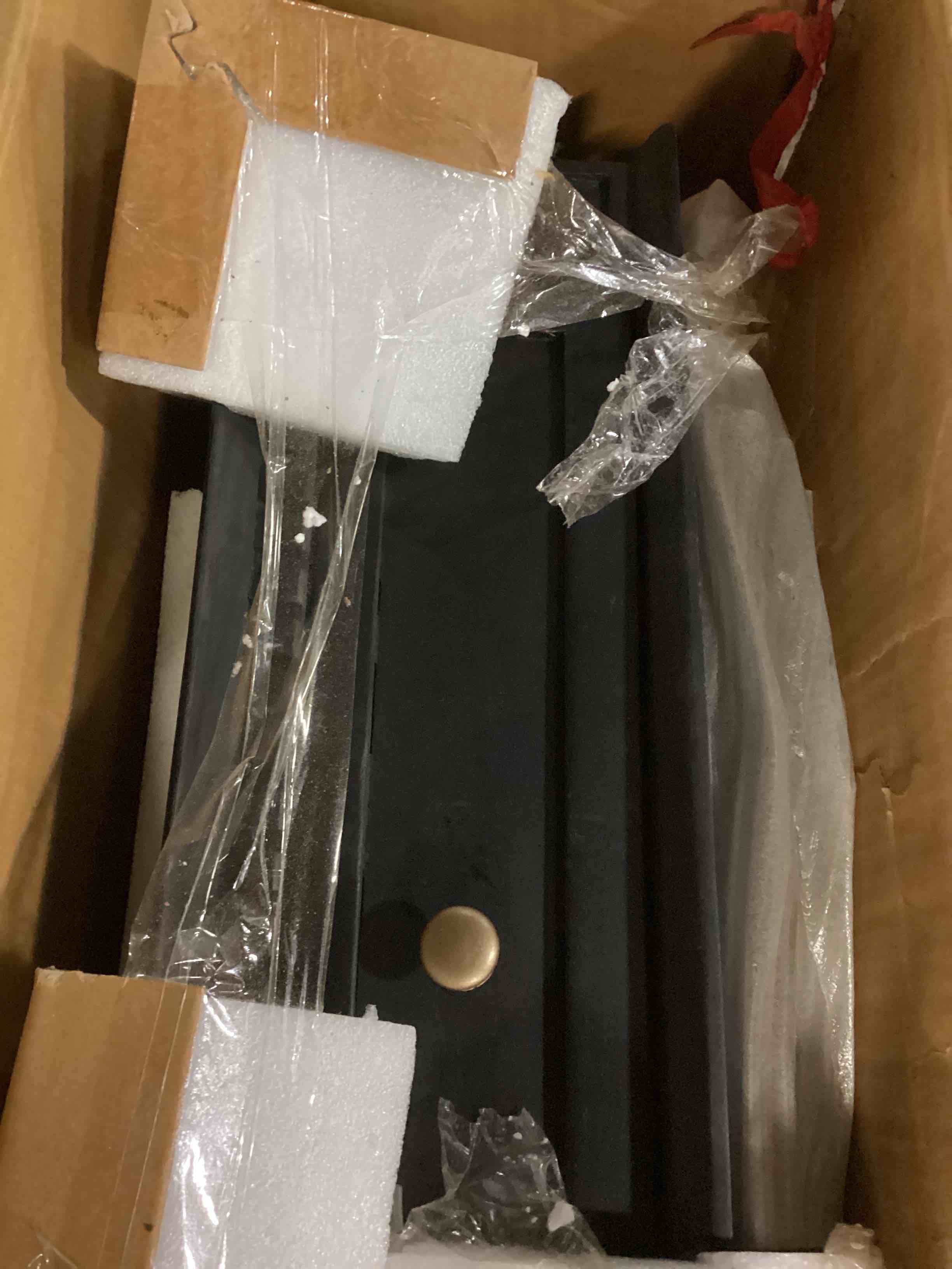 https://s3.amazonaws.com/lotting-images-prod/bidfta/TEA2406821_1750692876236.jpeg
