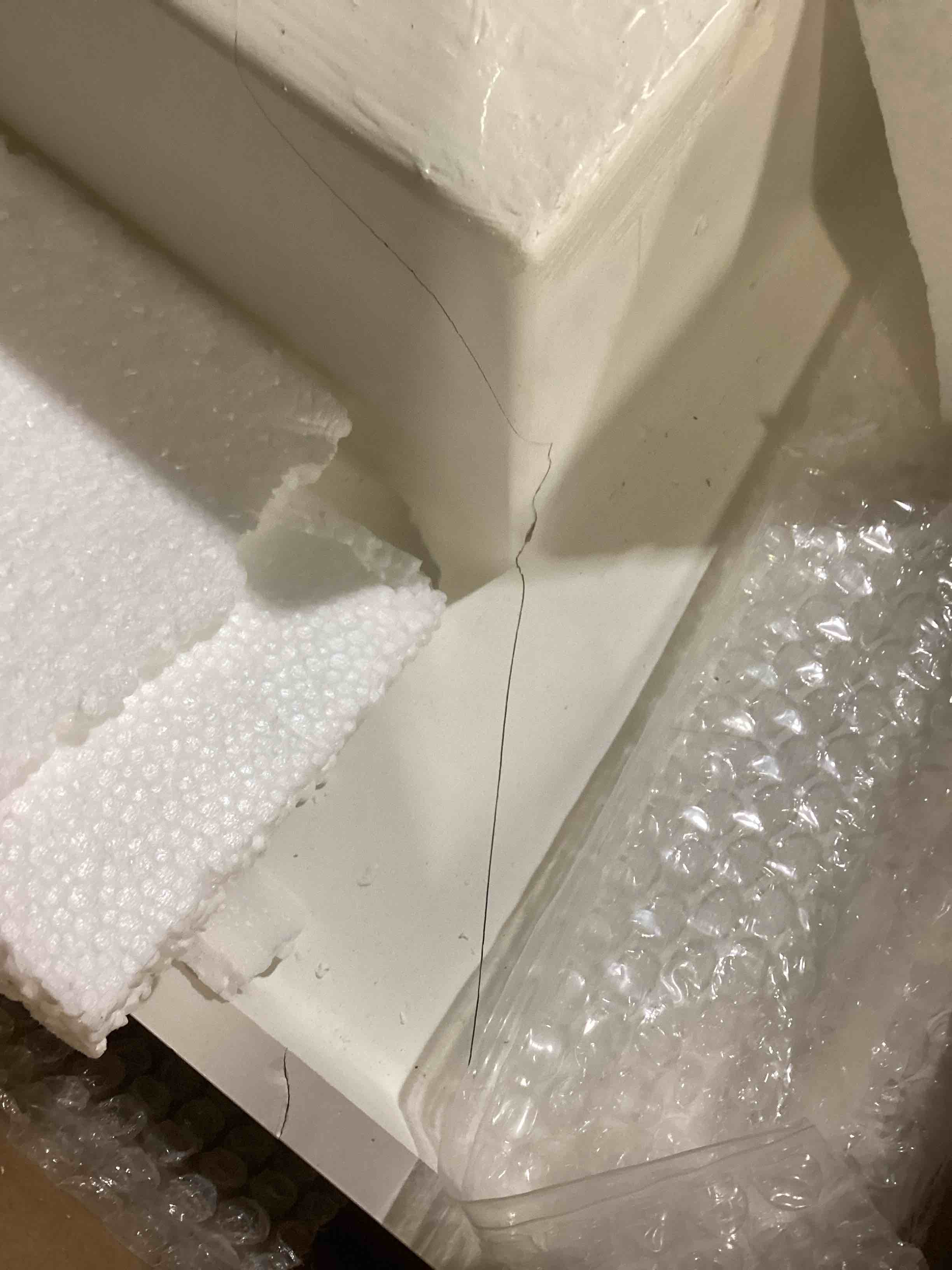 https://s3.amazonaws.com/lotting-images-prod/bidfta/TEA2406840_1750704239973.jpeg