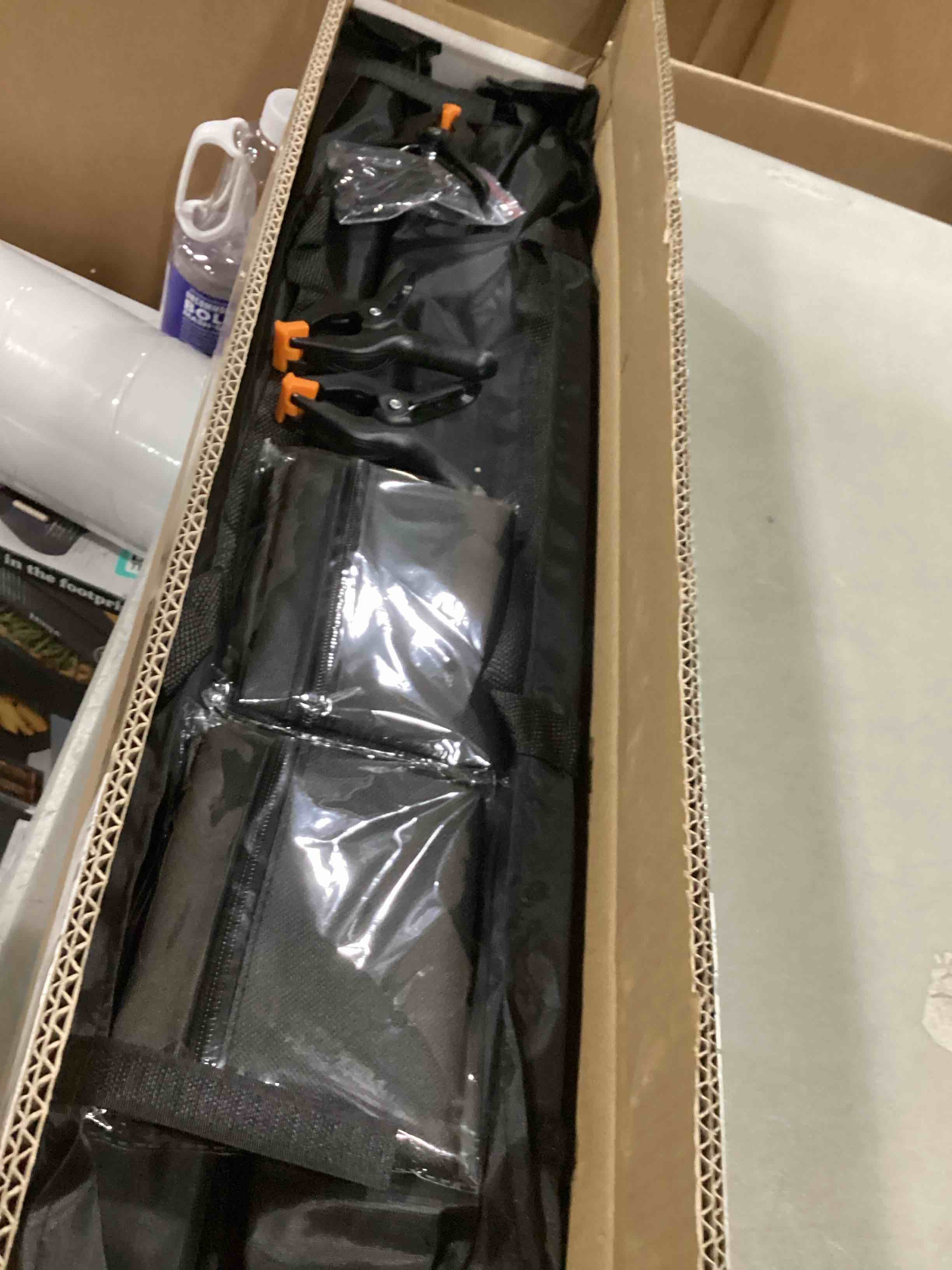 https://s3.amazonaws.com/lotting-images-prod/bidfta/TEA2410694_1745607821418.jpeg