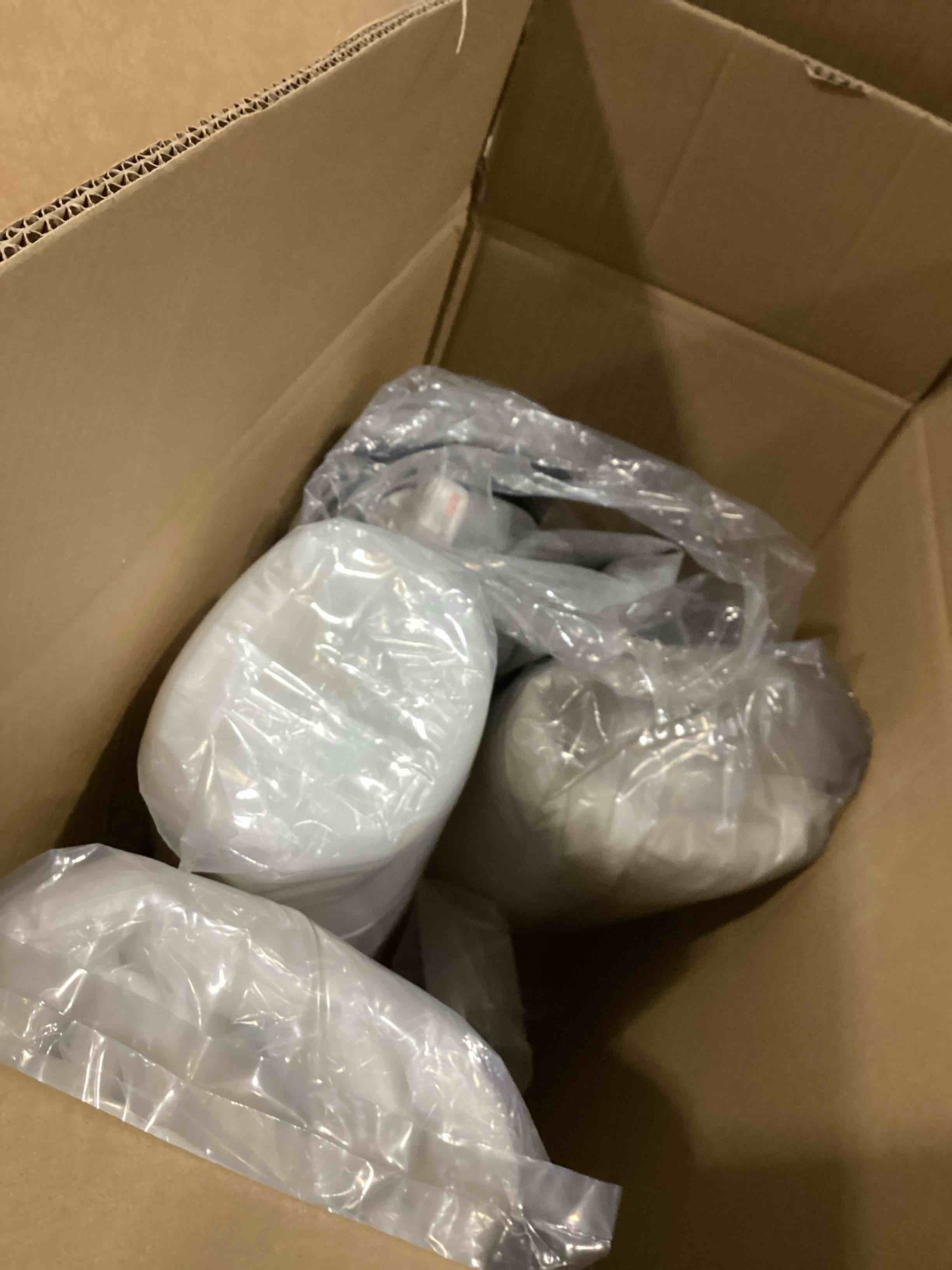 https://s3.amazonaws.com/lotting-images-prod/bidfta/TEA2410706_1745838391195.jpeg