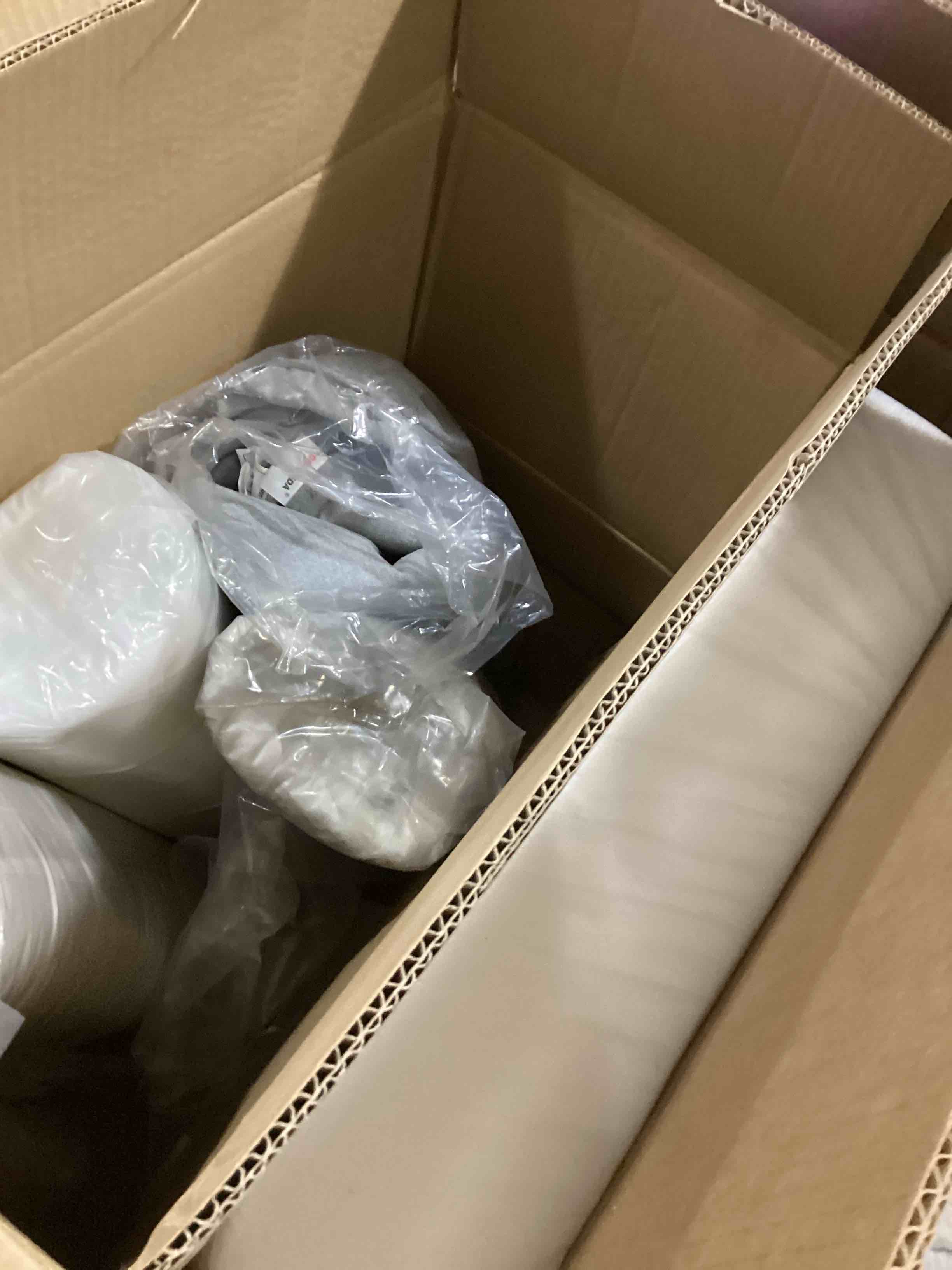 https://s3.amazonaws.com/lotting-images-prod/bidfta/TEA2410706_1745838397865.jpeg