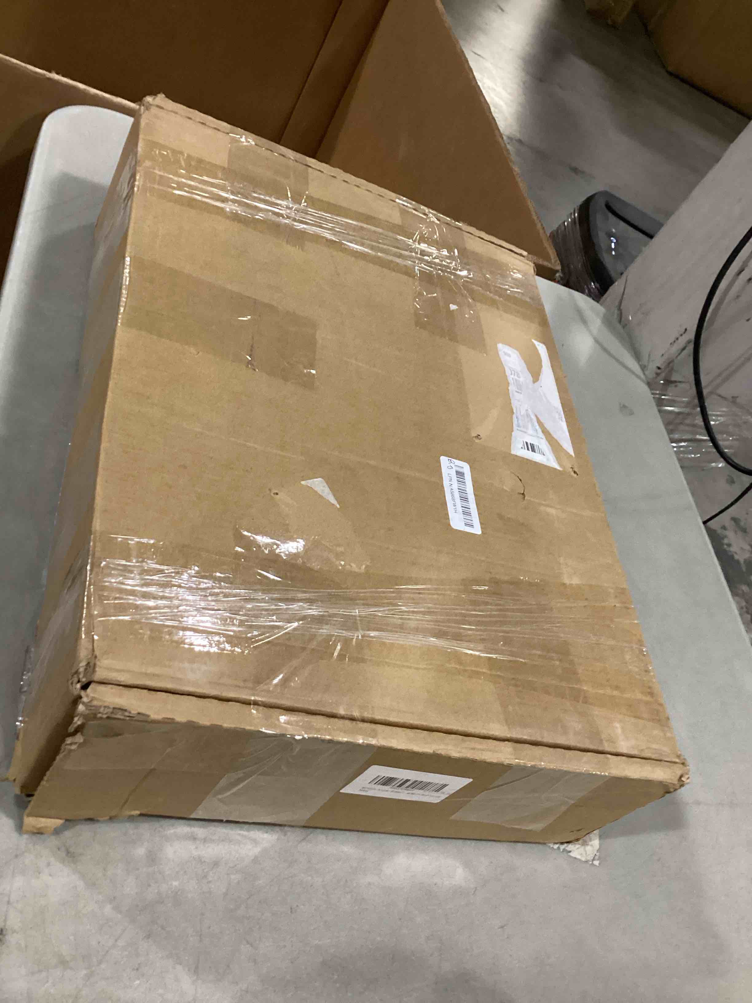 https://s3.amazonaws.com/lotting-images-prod/bidfta/TEA2411149_1746032096315.jpeg