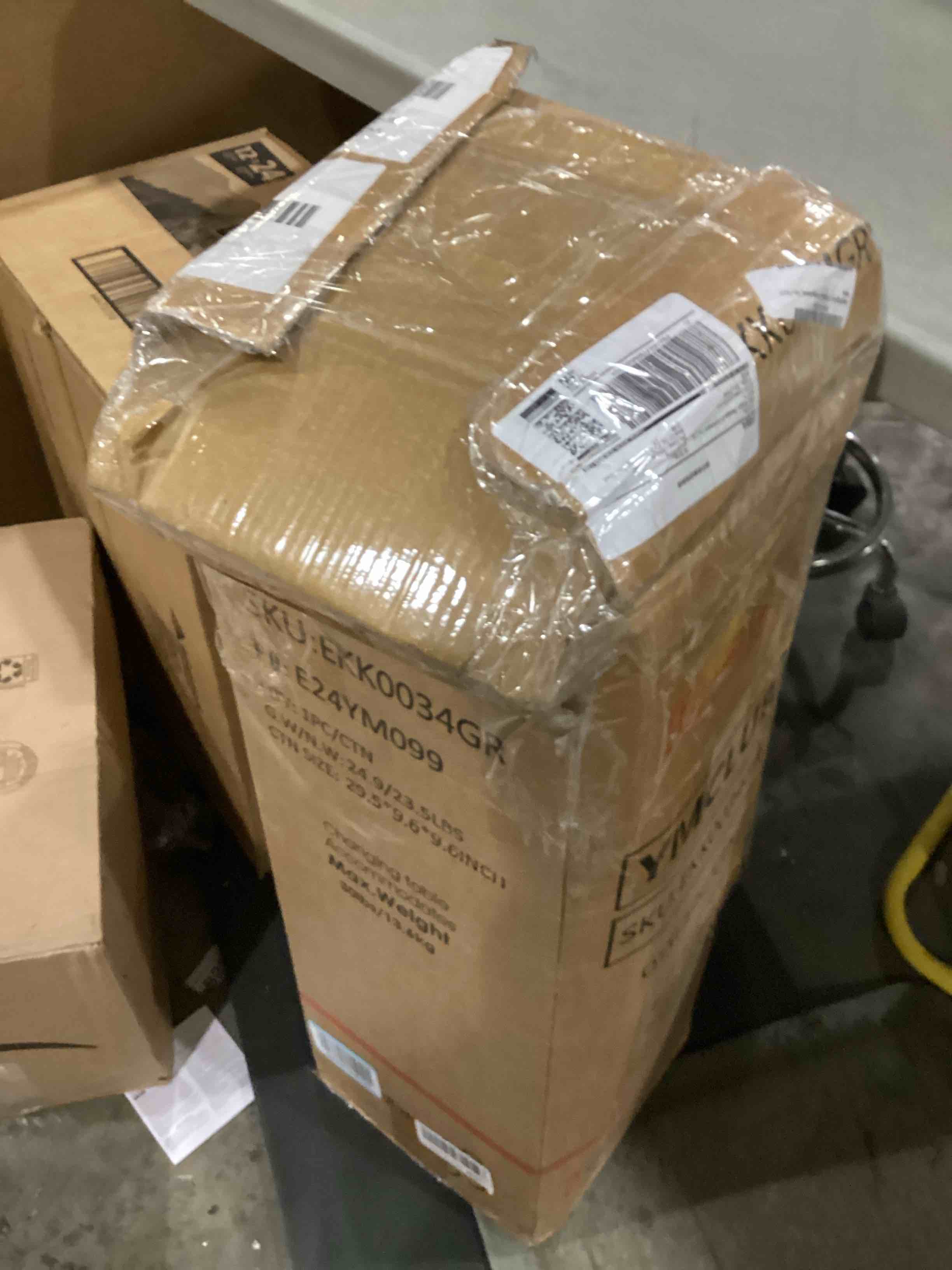https://s3.amazonaws.com/lotting-images-prod/bidfta/TEA2411517_1746201256435.jpeg