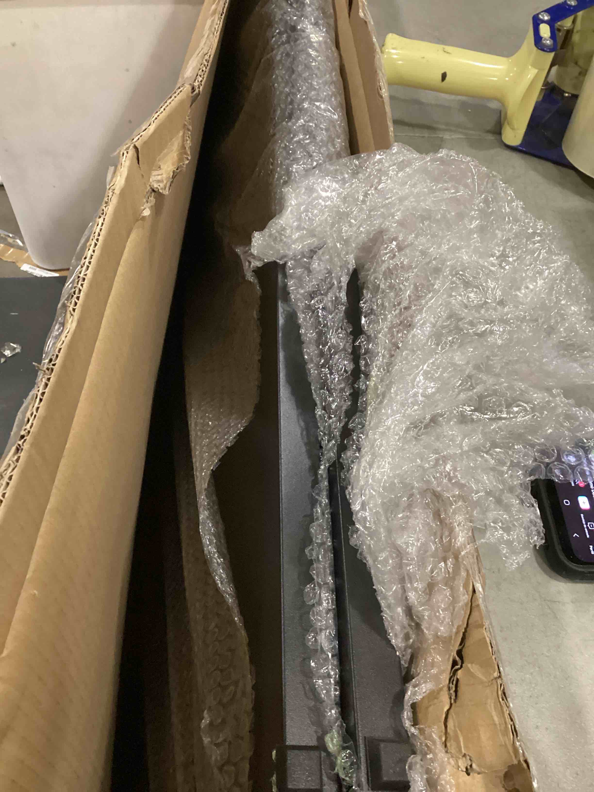 https://s3.amazonaws.com/lotting-images-prod/bidfta/TEA2411848_1746470306204.jpeg