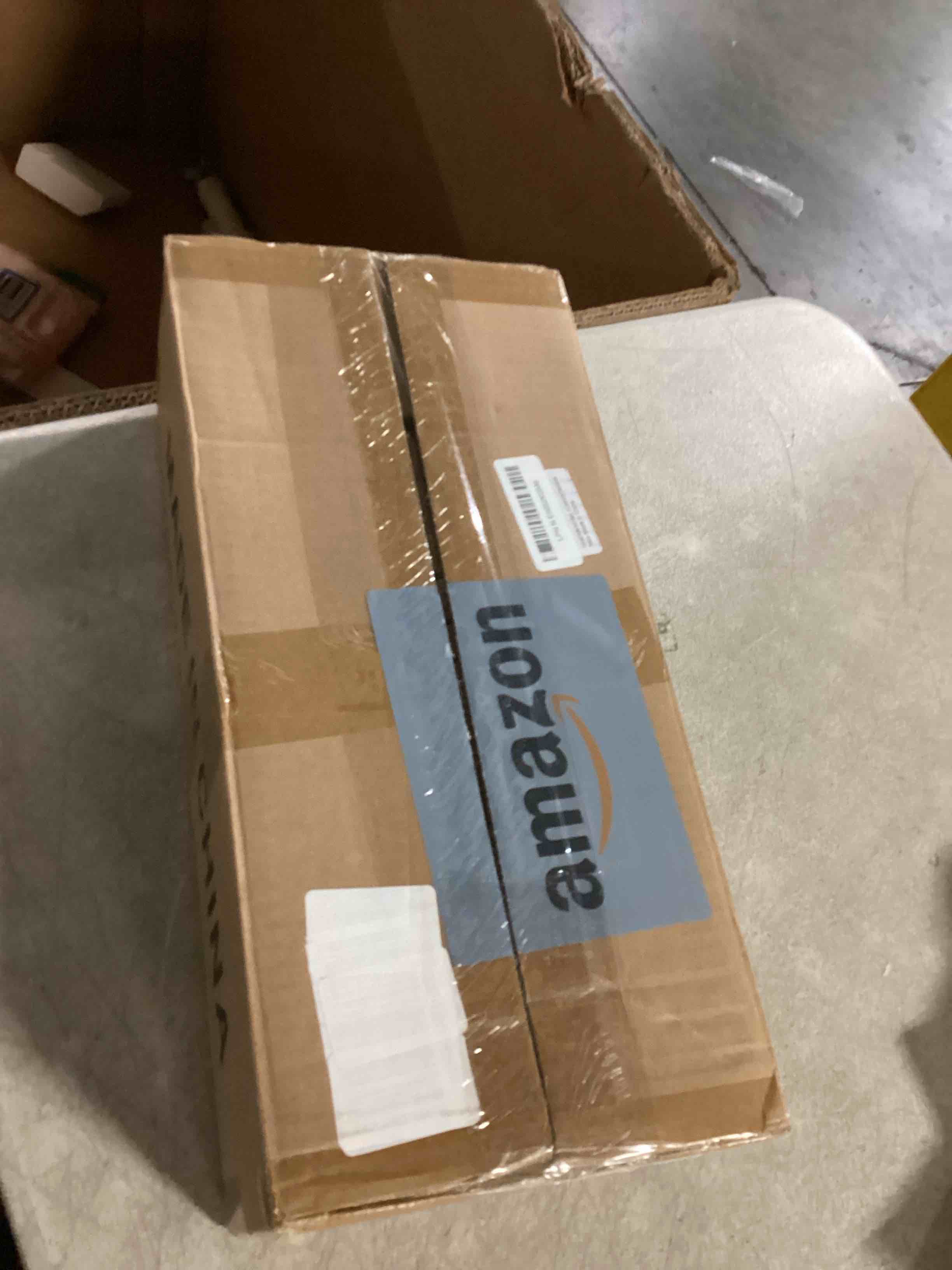 https://s3.amazonaws.com/lotting-images-prod/bidfta/TEA2413001_1751290379512.jpeg
