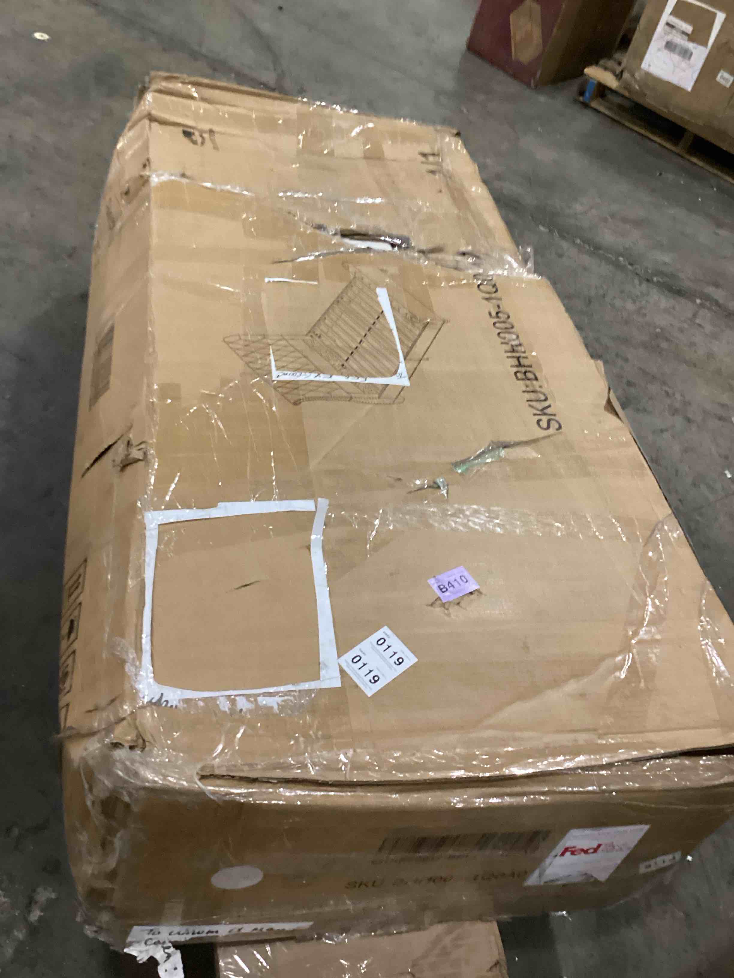 https://s3.amazonaws.com/lotting-images-prod/bidfta/TEA2413689_1752087585484.jpeg