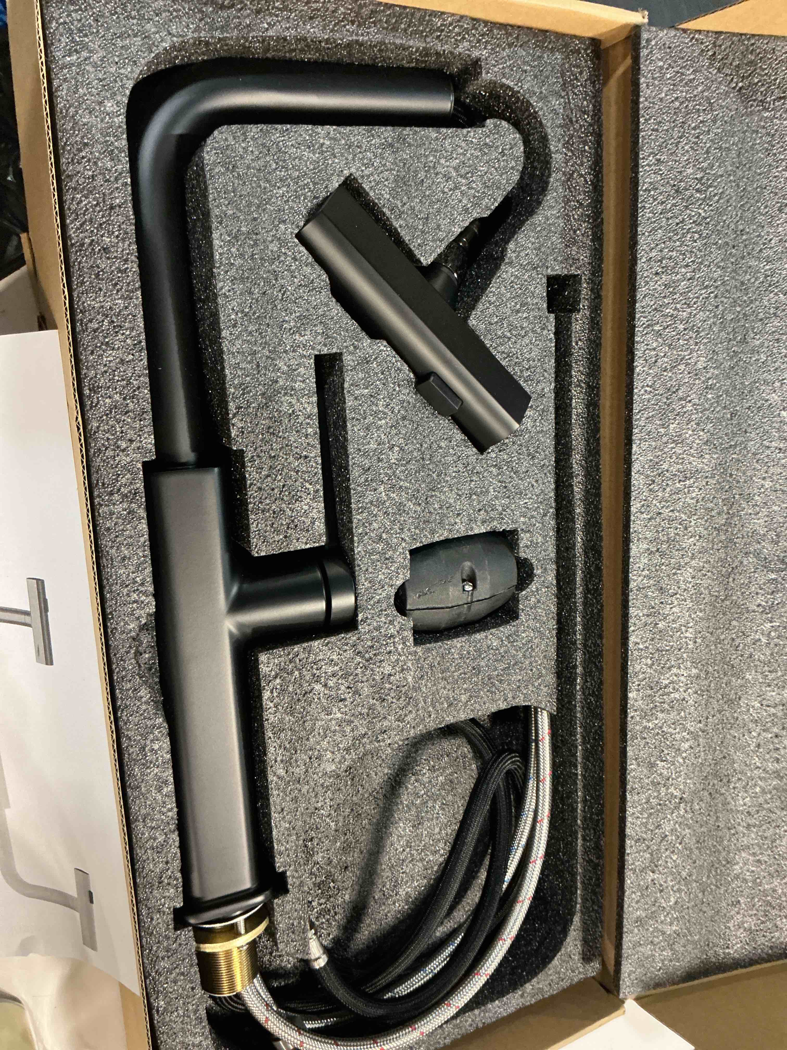 Condition photo showing New/Like New for Single Handle Pull-Down Kitchen Faucet in Matte Black