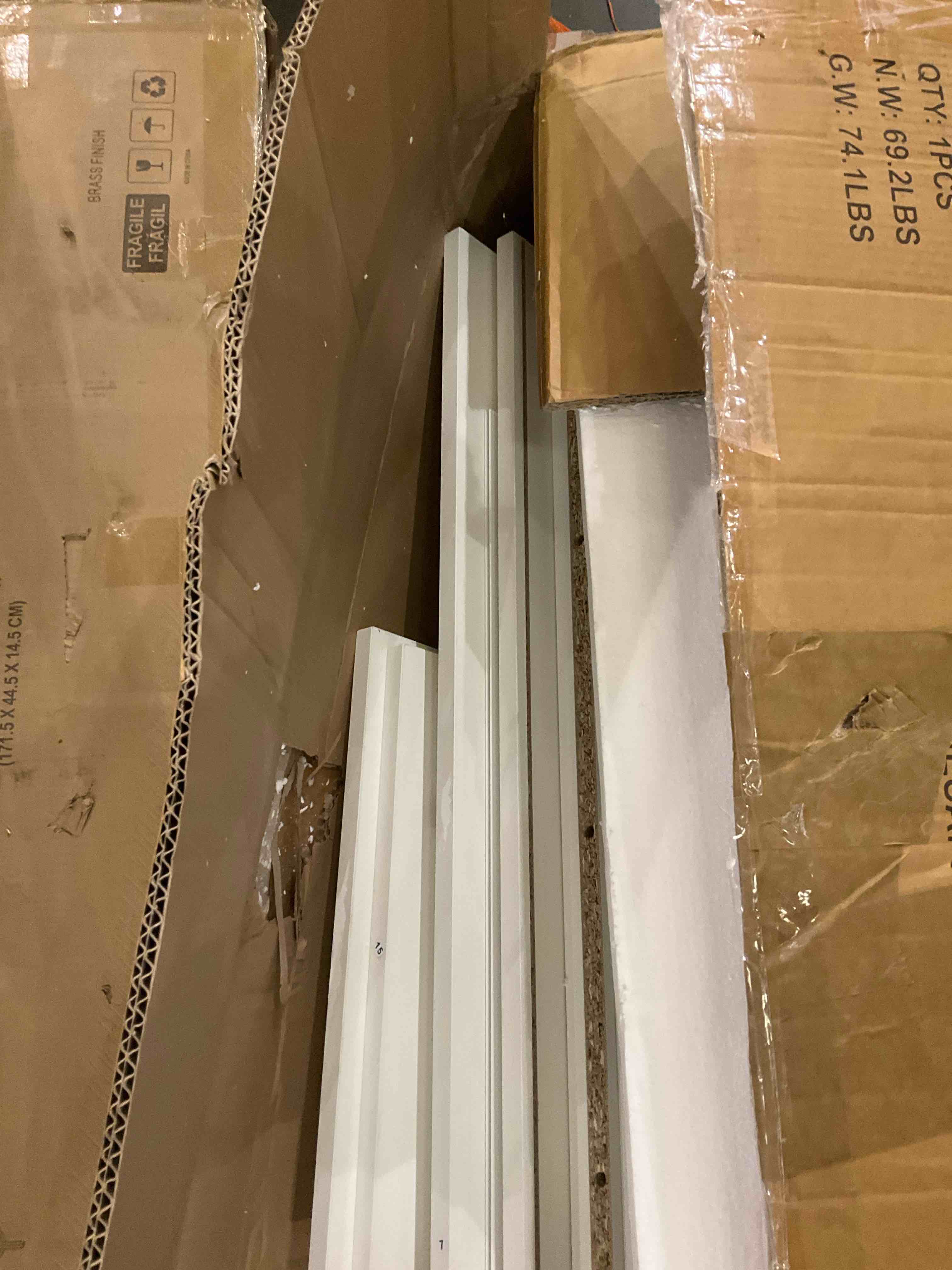 https://s3.amazonaws.com/lotting-images-prod/bidfta/TEA2465490_1743773202539.jpeg