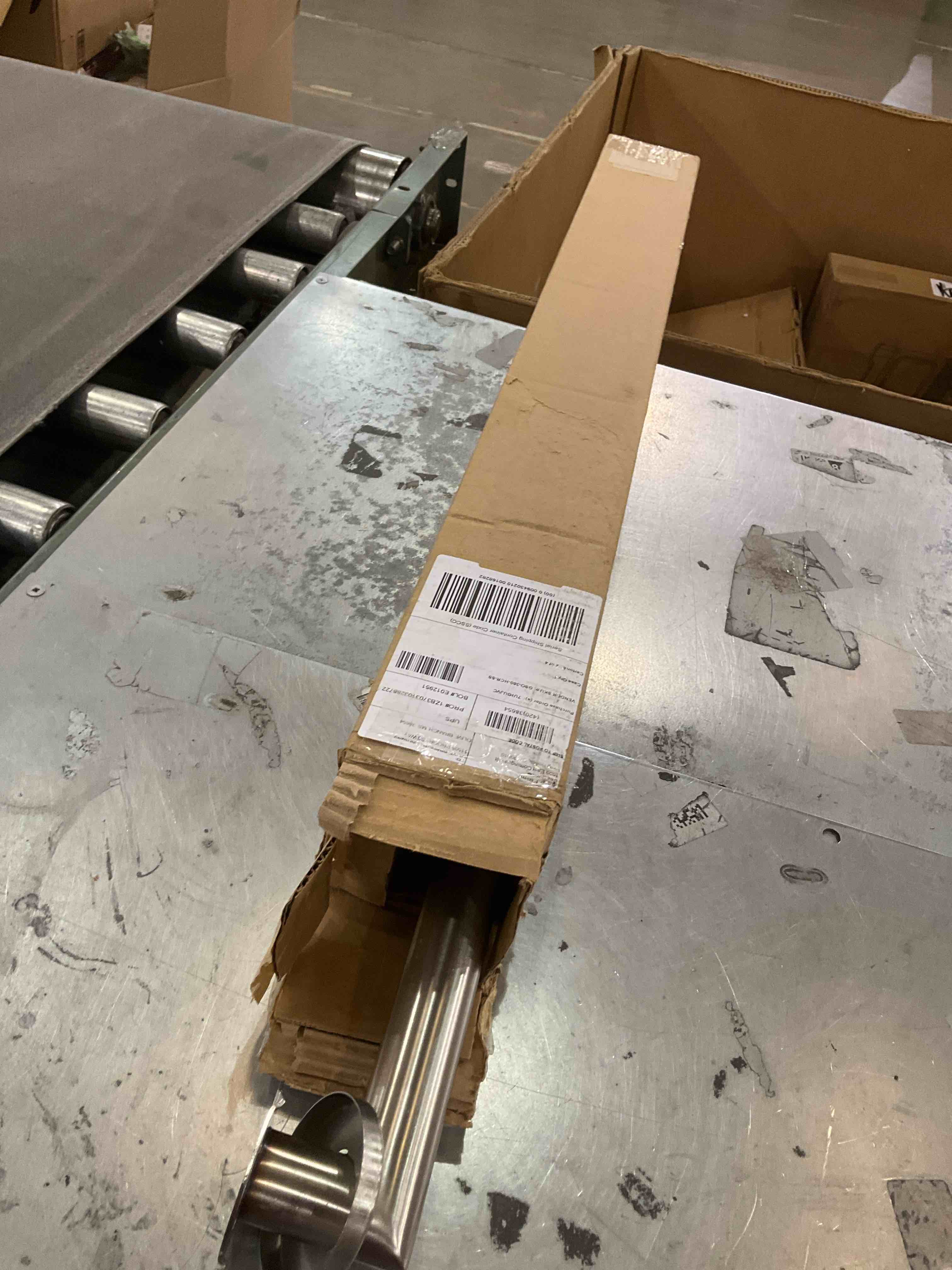 https://s3.amazonaws.com/lotting-images-prod/bidfta/TEA2466052_1744206920997.jpeg