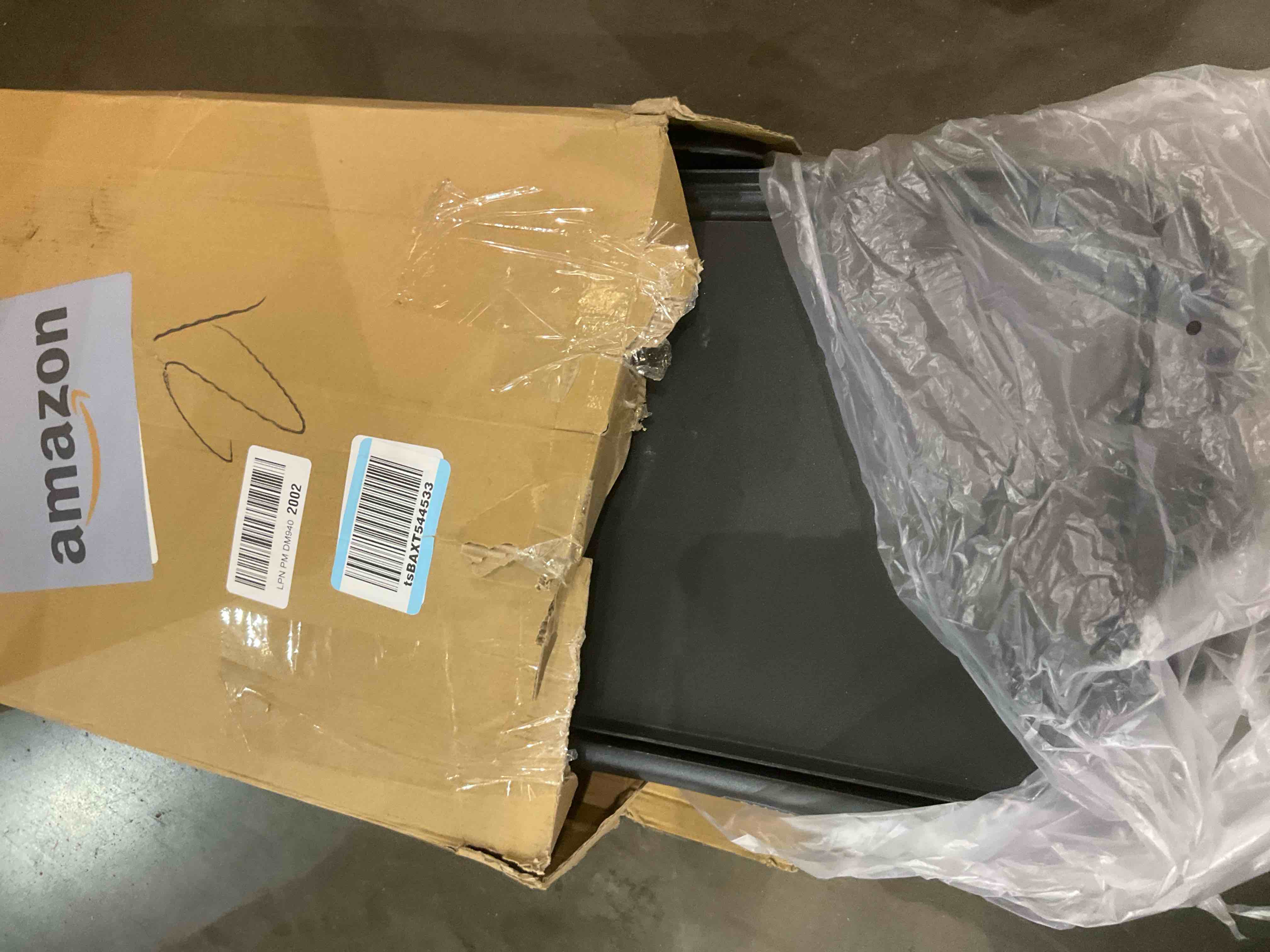 https://s3.amazonaws.com/lotting-images-prod/bidfta/TEA2467129_1742404002428.jpeg