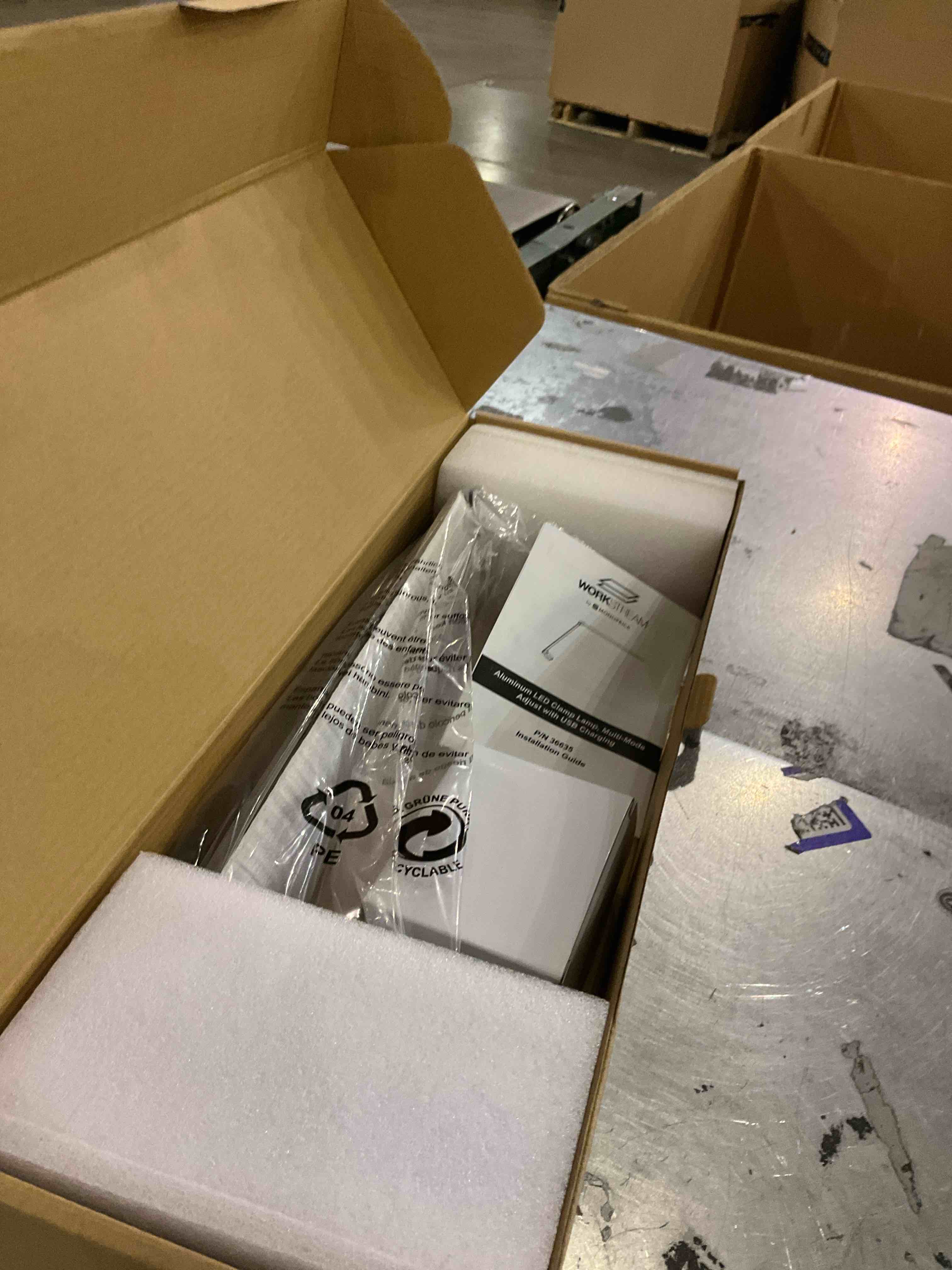 https://s3.amazonaws.com/lotting-images-prod/bidfta/TEA2467207_1742471945489.jpeg