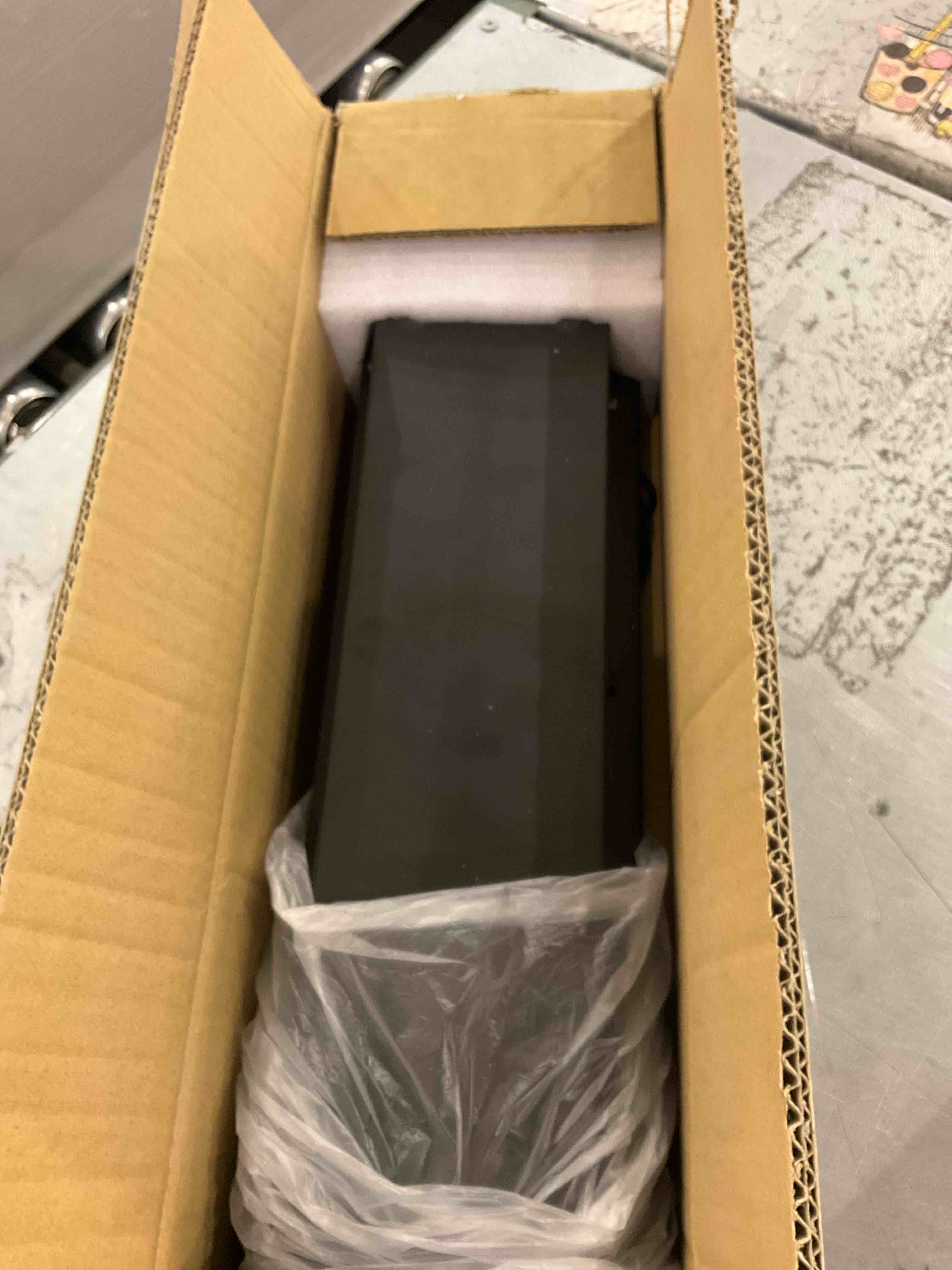 https://s3.amazonaws.com/lotting-images-prod/bidfta/TEA2467945_1742560601193.jpeg