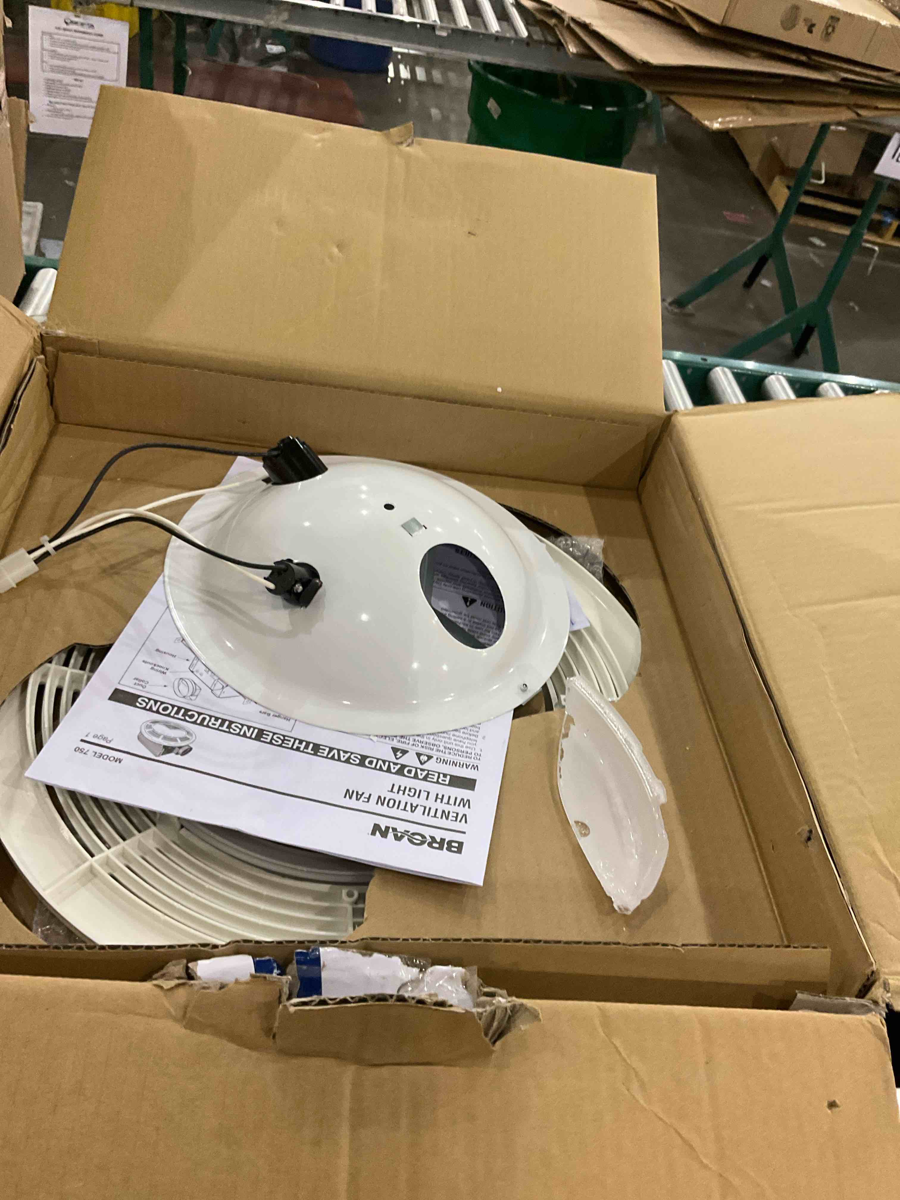 https://s3.amazonaws.com/lotting-images-prod/bidfta/TEA2468384_1742817665820.jpeg