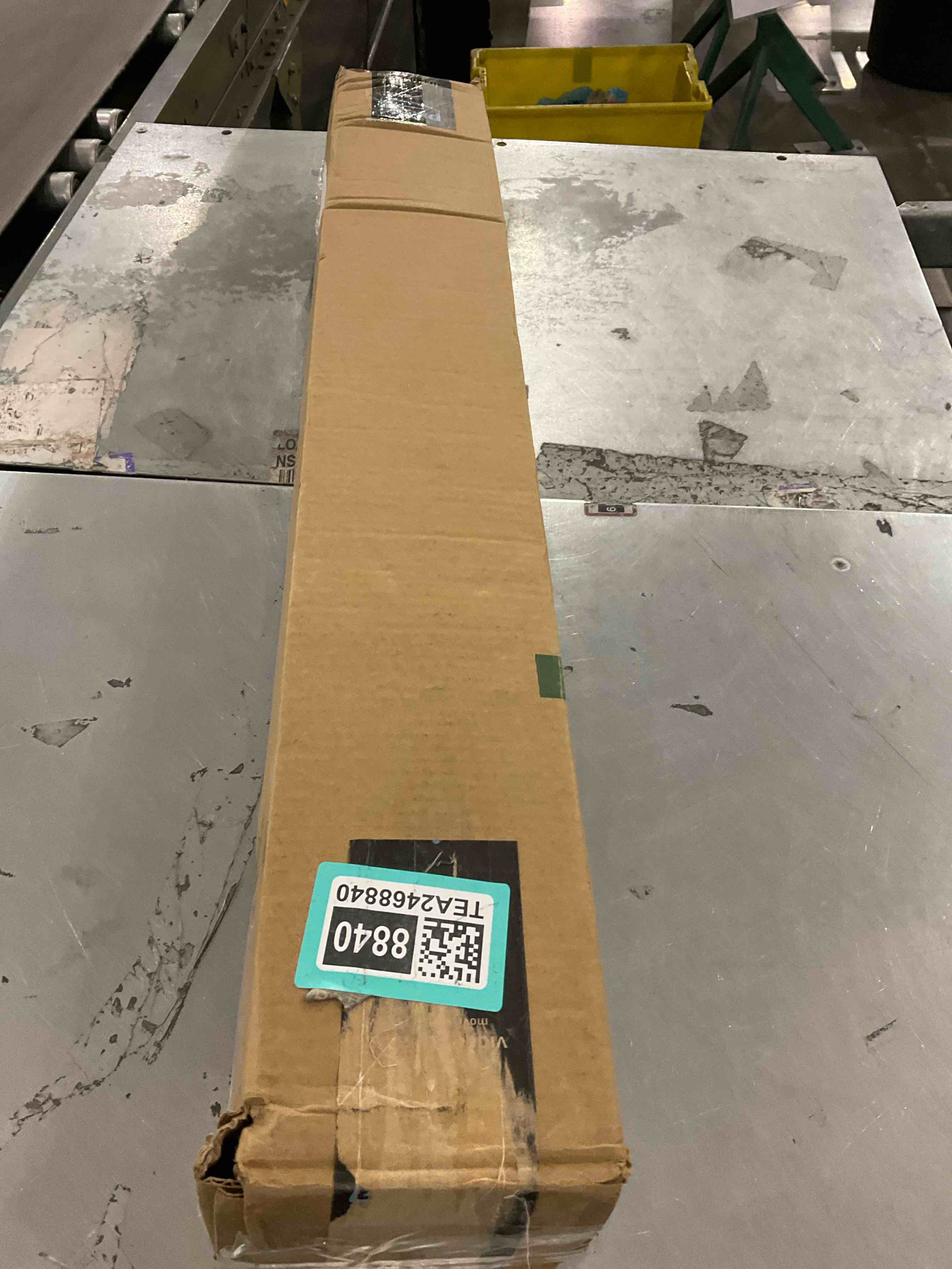 https://s3.amazonaws.com/lotting-images-prod/bidfta/TEA2468840_1742993746059.jpeg