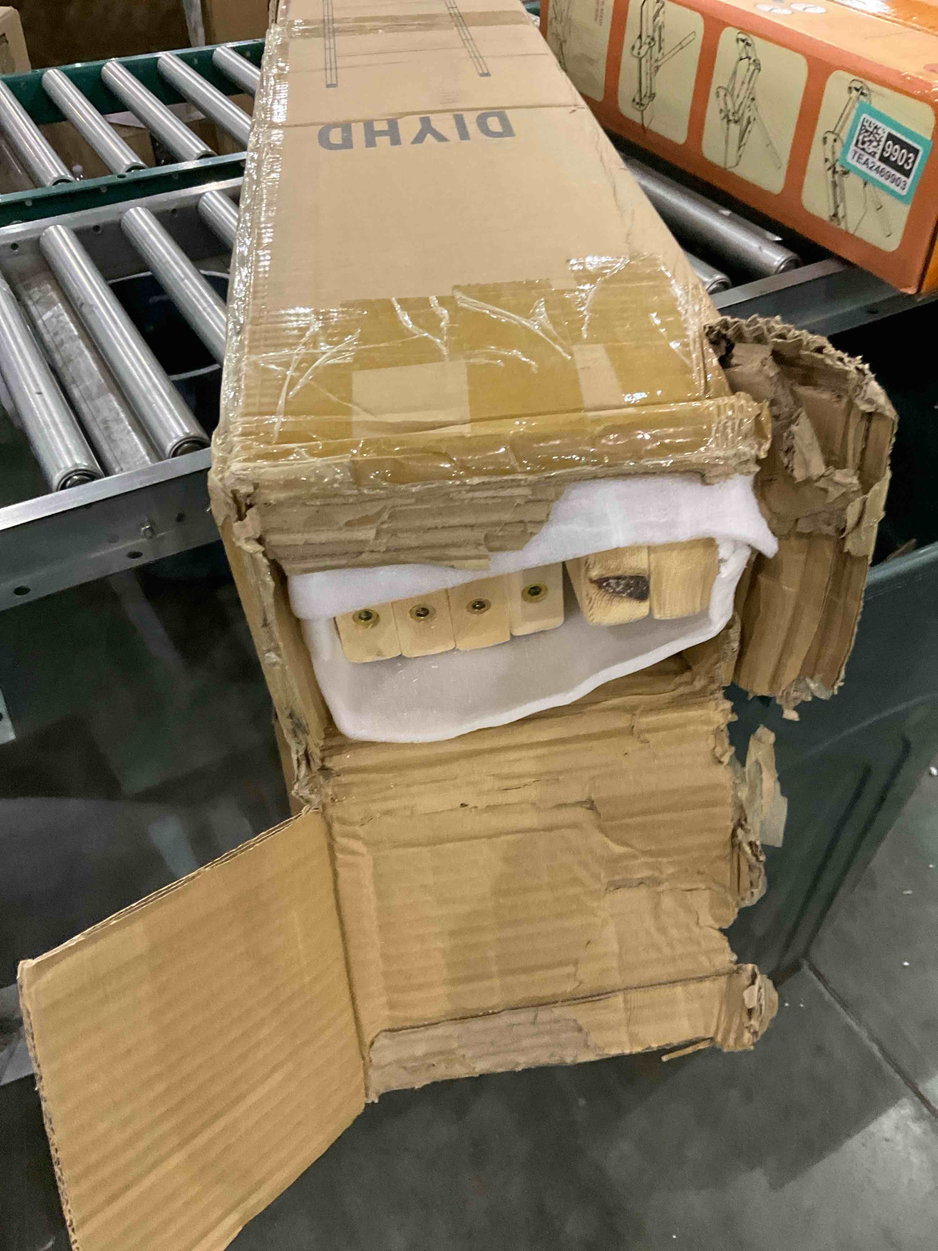 https://s3.amazonaws.com/lotting-images-prod/bidfta/TEA2469852_1743161692242.jpeg