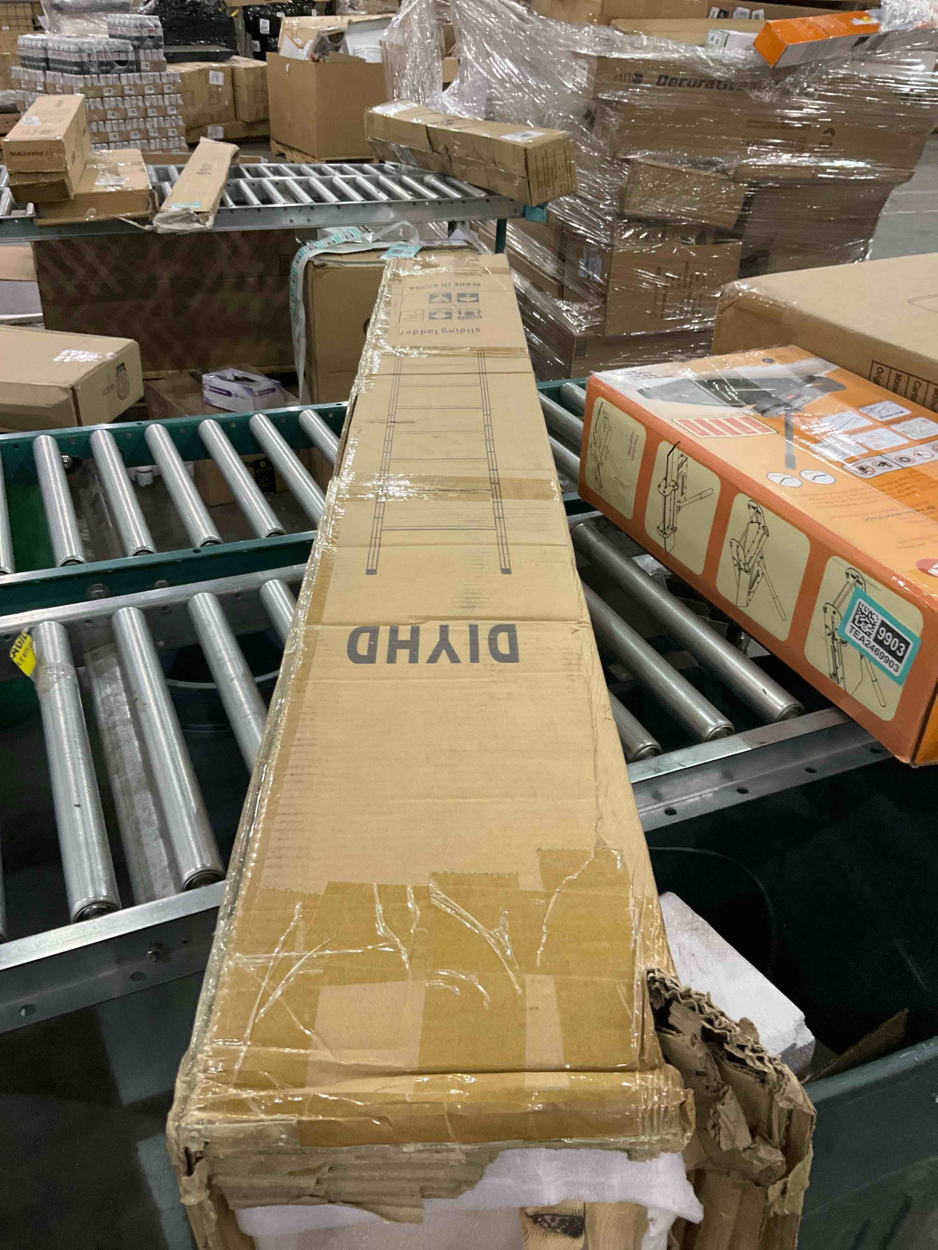 https://s3.amazonaws.com/lotting-images-prod/bidfta/TEA2469852_1743161701607.jpeg