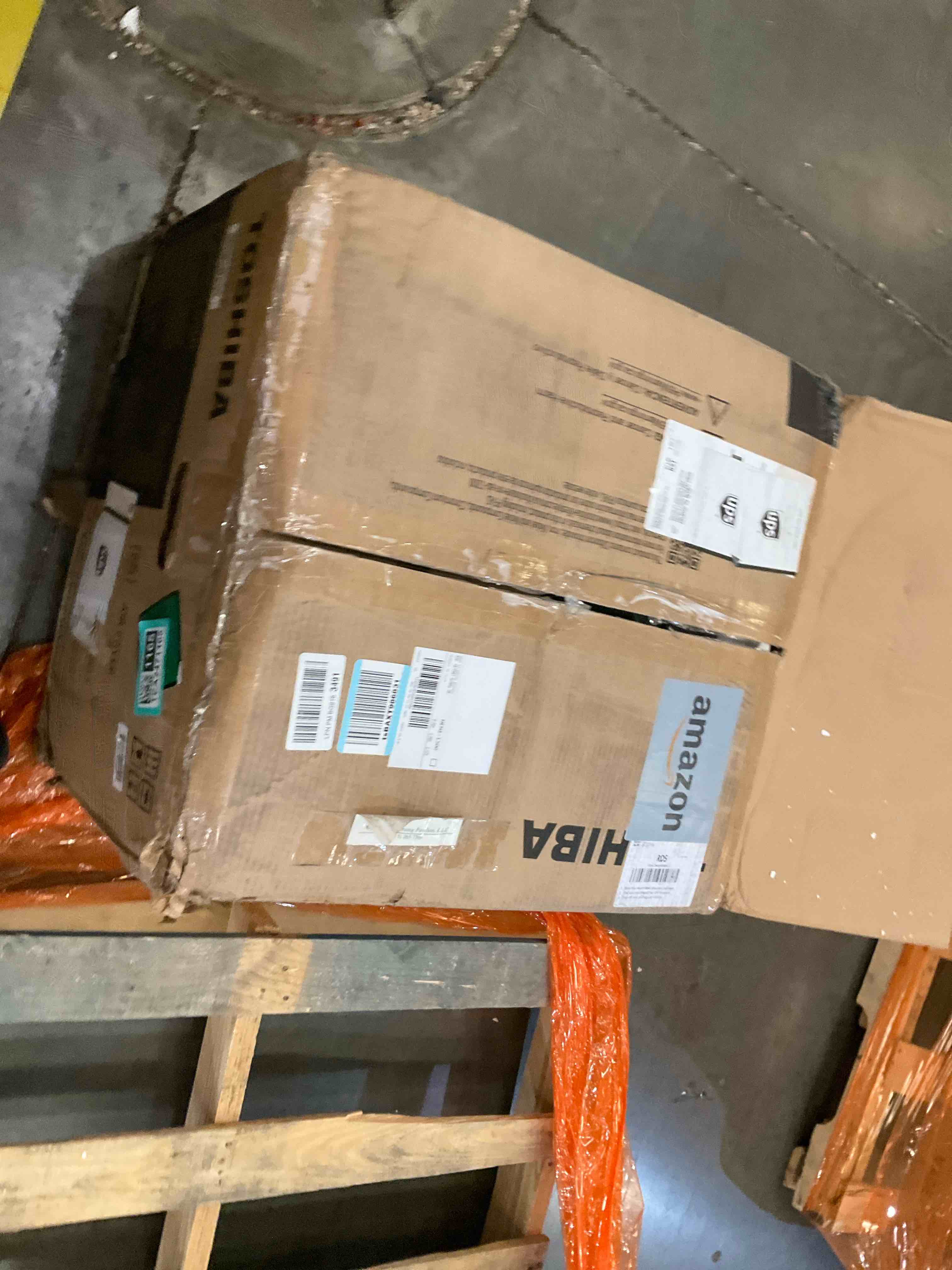 https://s3.amazonaws.com/lotting-images-prod/bidfta/TEA2471165_1743791016440.jpeg