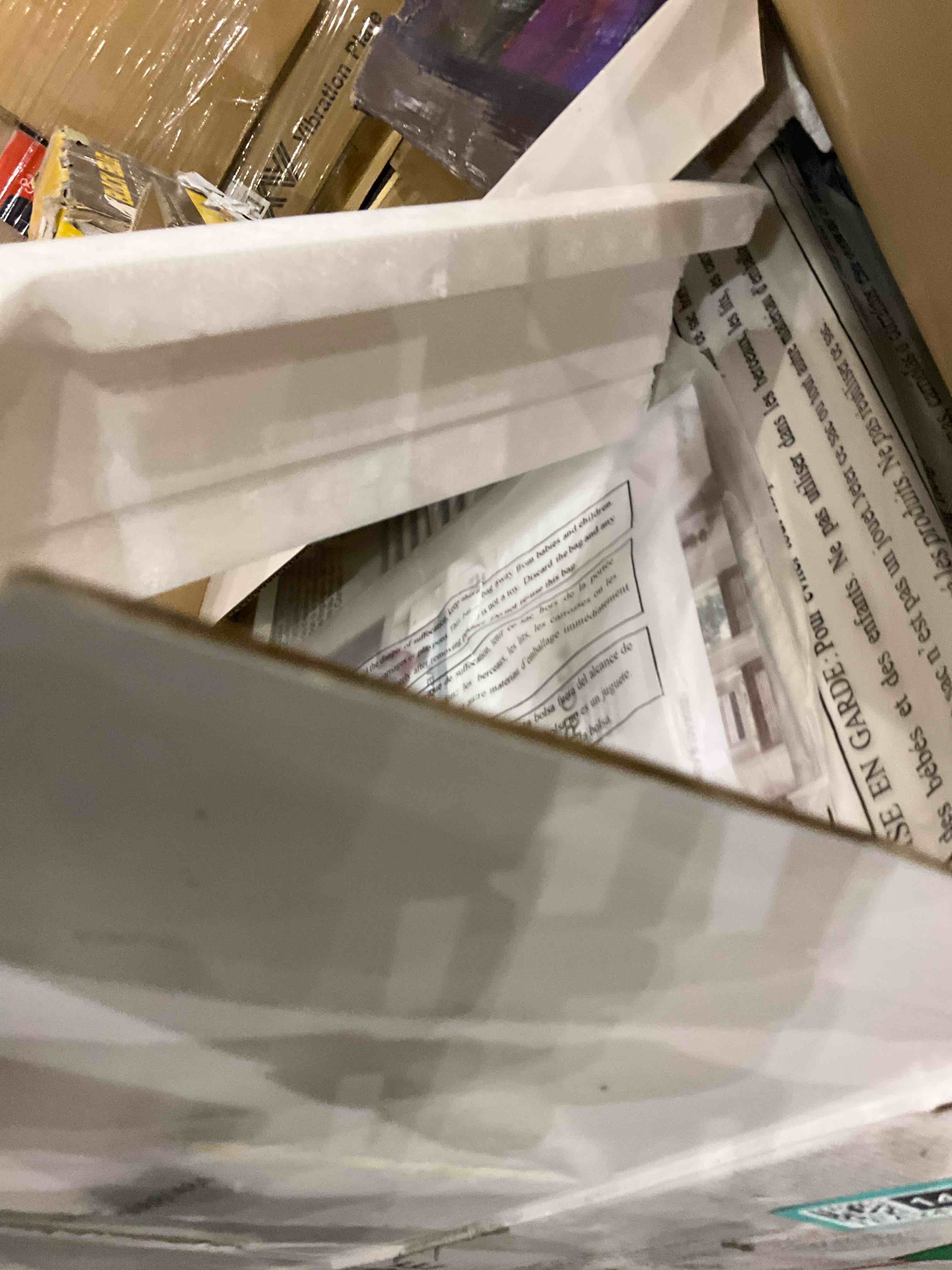 https://s3.amazonaws.com/lotting-images-prod/bidfta/TEA2471429_1744028199094.jpeg