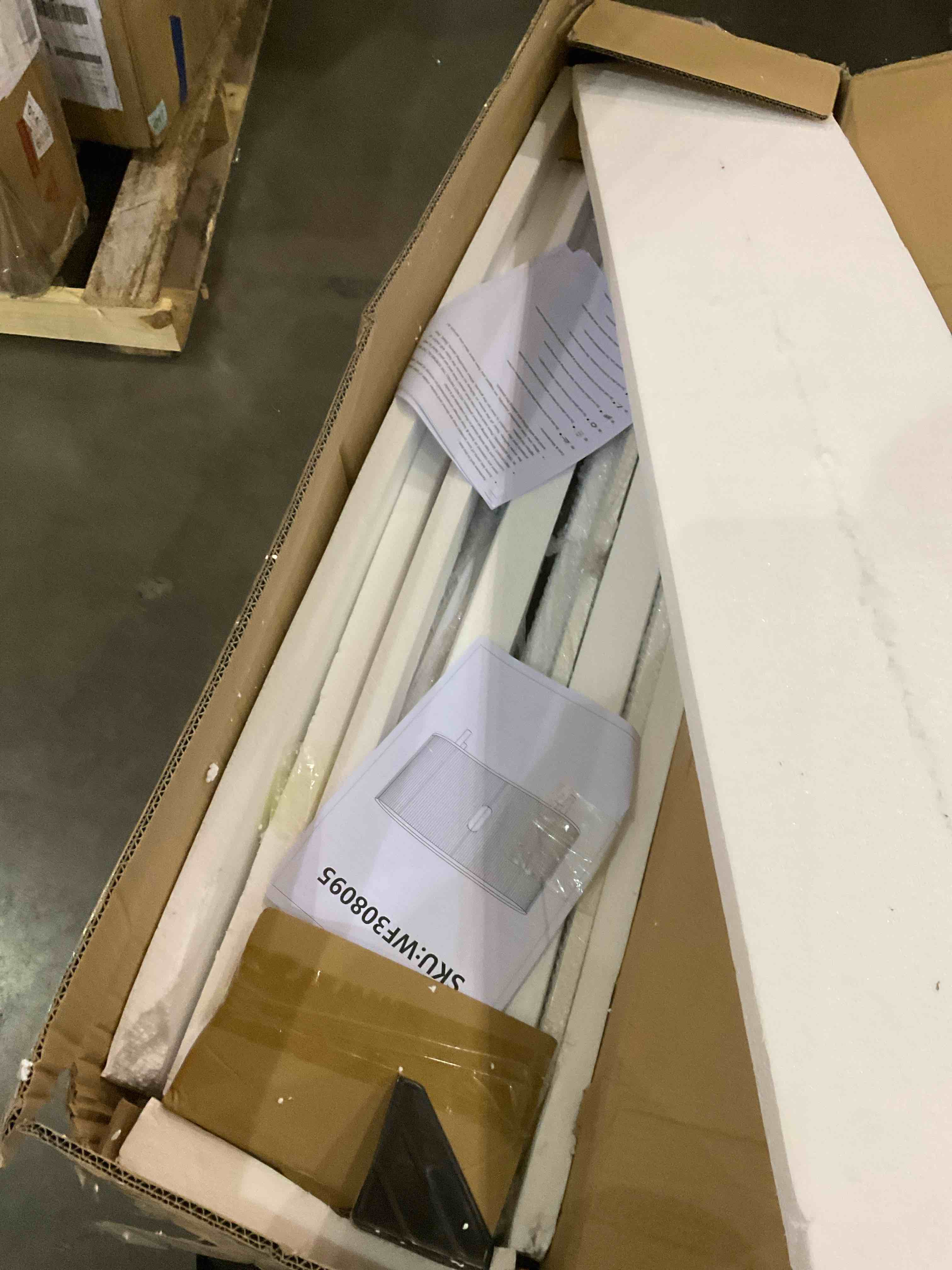 https://s3.amazonaws.com/lotting-images-prod/bidfta/TEA2473023_1742992226388.jpeg