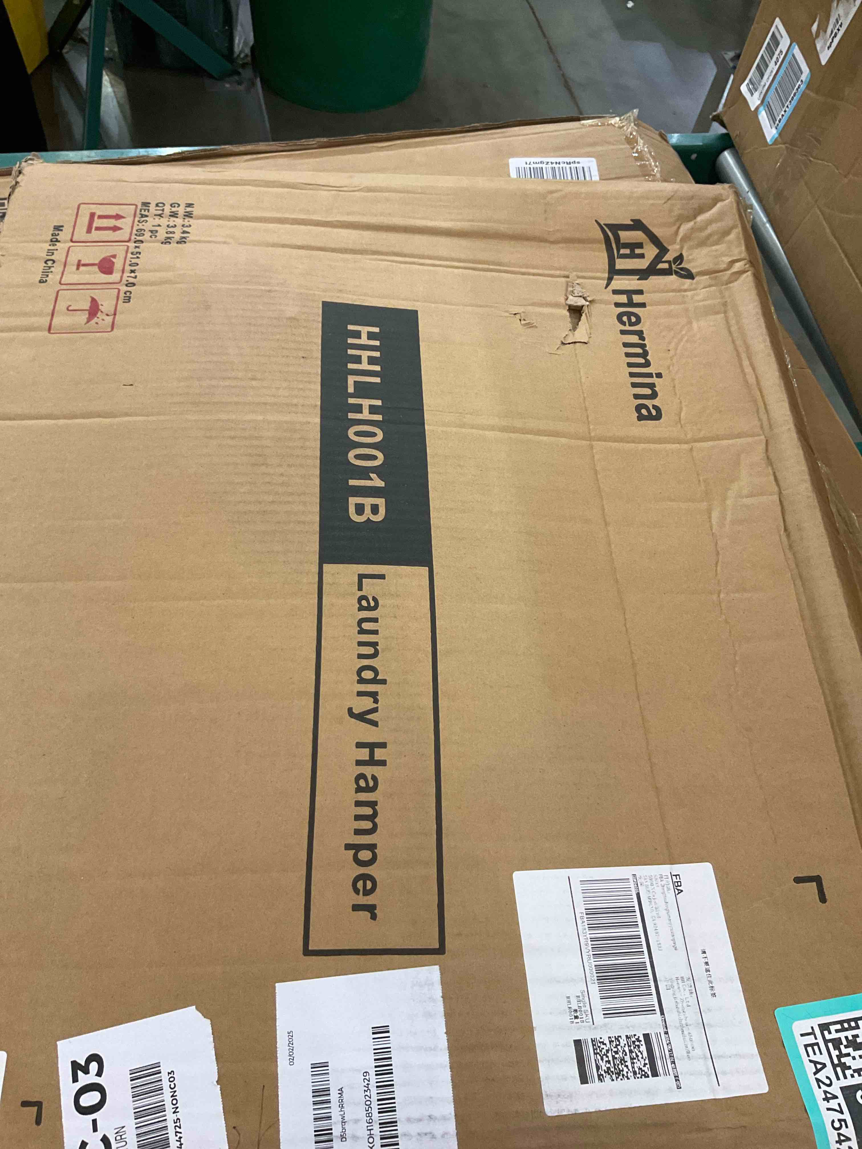 https://s3.amazonaws.com/lotting-images-prod/bidfta/TEA2475428_1744217534492.jpeg