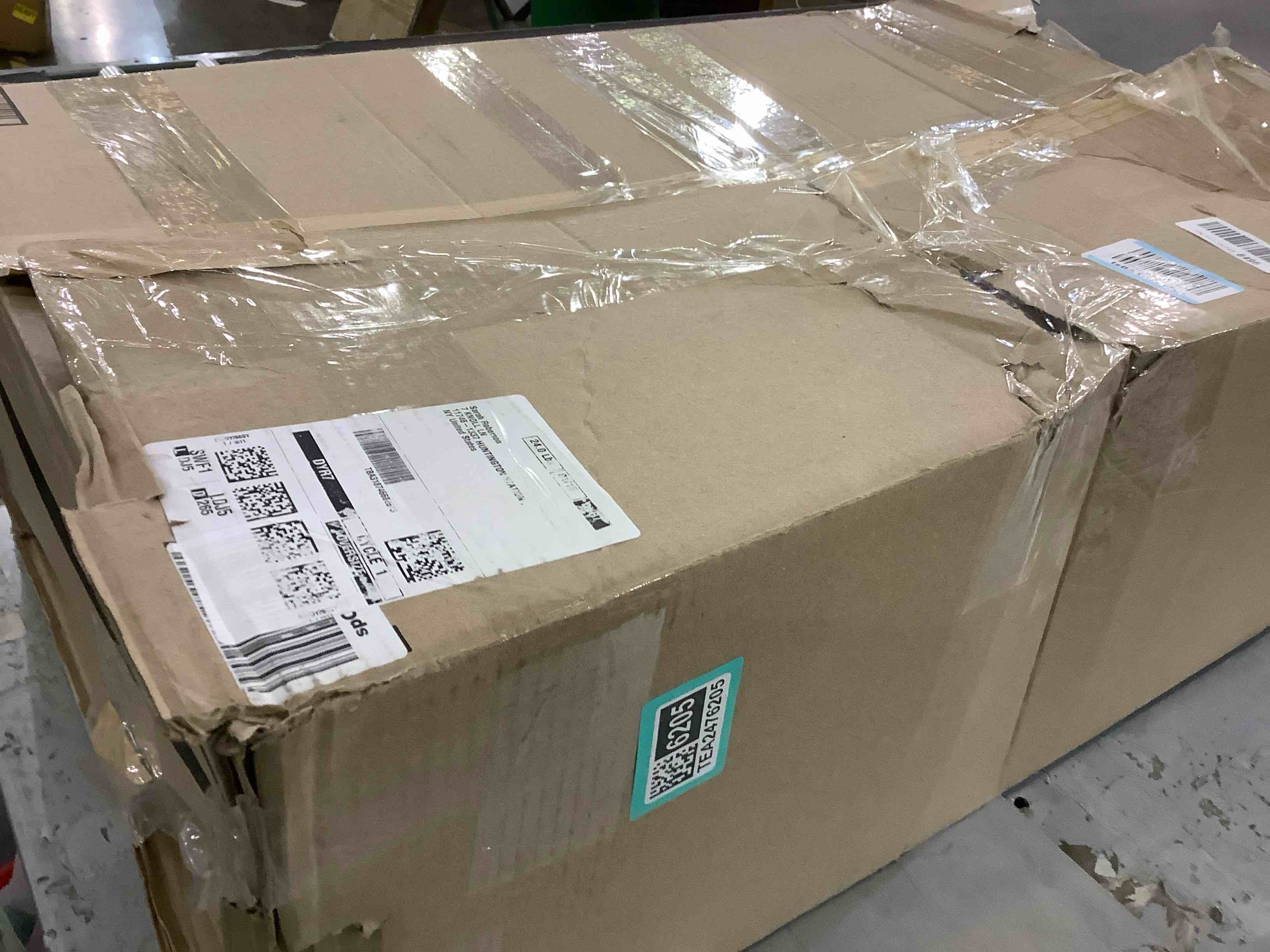 https://s3.amazonaws.com/lotting-images-prod/bidfta/TEA2476205_1743440717499.jpeg