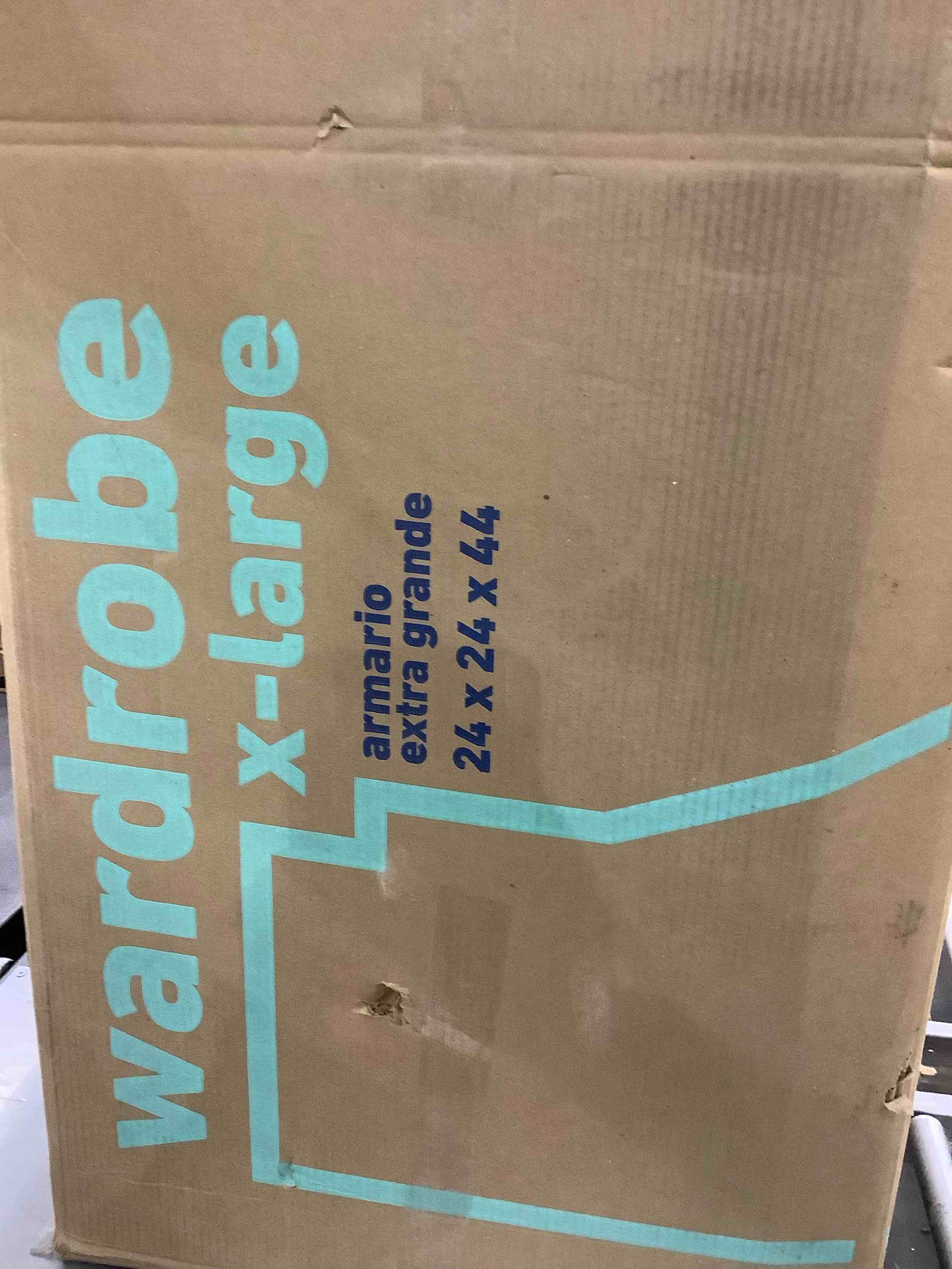 https://s3.amazonaws.com/lotting-images-prod/bidfta/TEA2476213_1743441896669.jpeg
