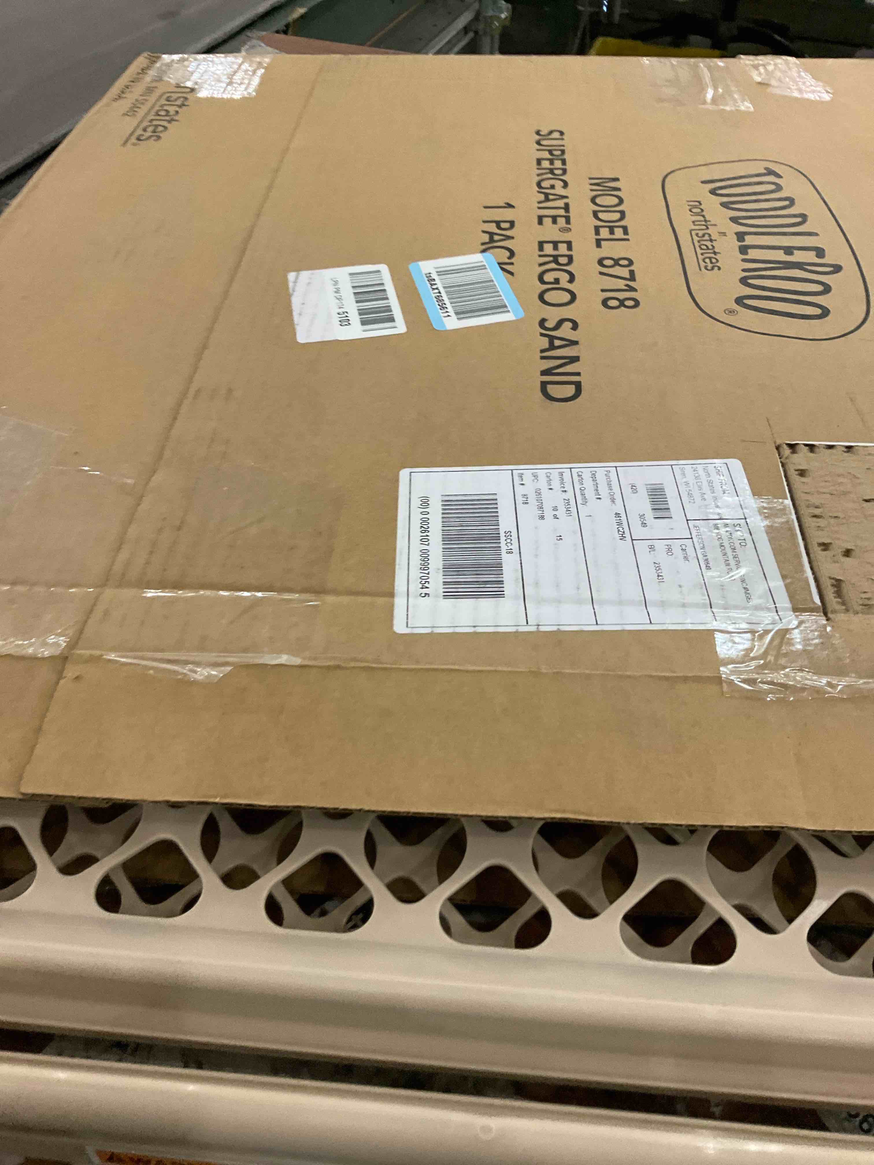 https://s3.amazonaws.com/lotting-images-prod/bidfta/TEA2477931_1743781162915.jpeg