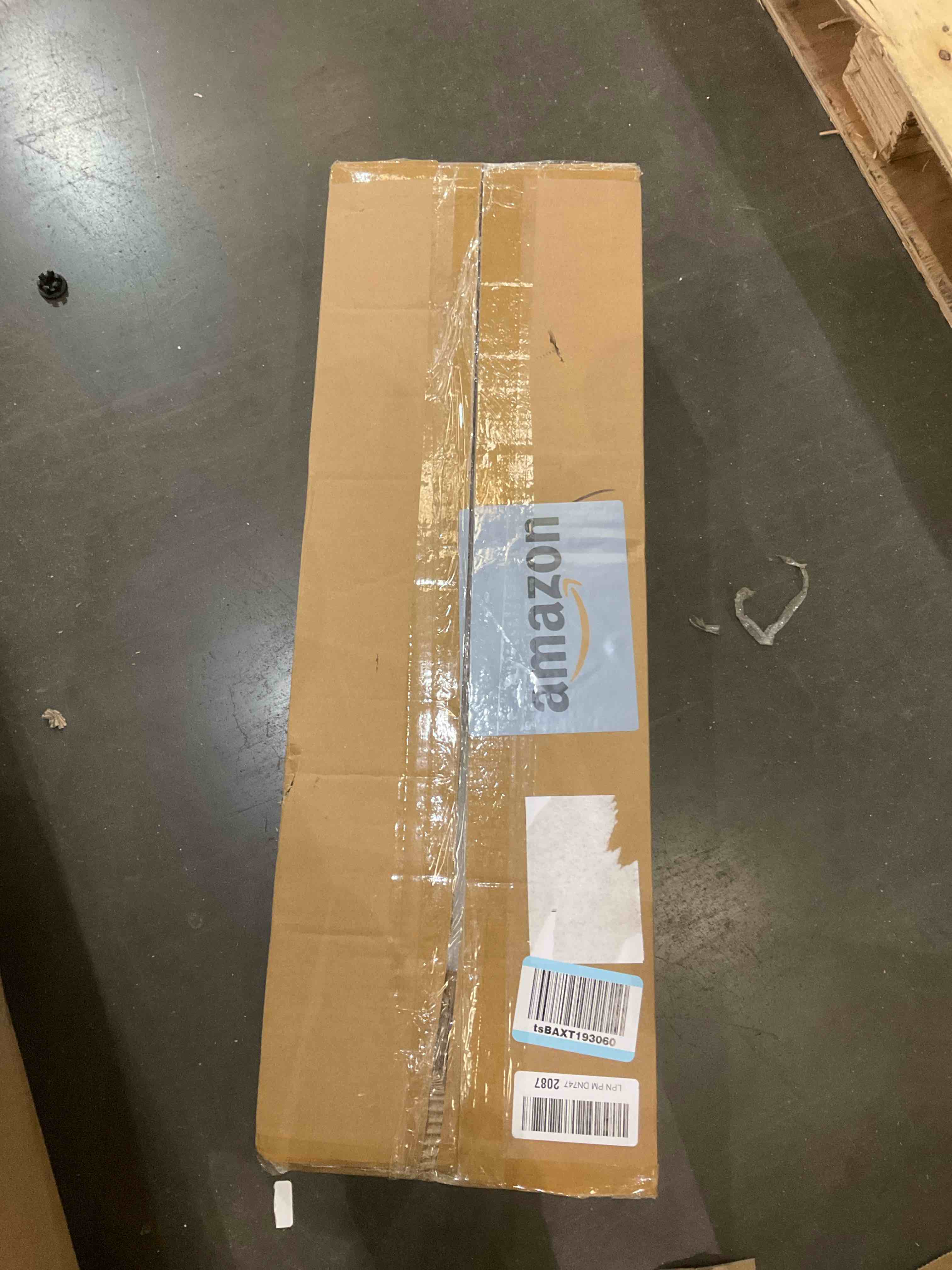 https://s3.amazonaws.com/lotting-images-prod/bidfta/TEA2478799_1744312134328.jpeg